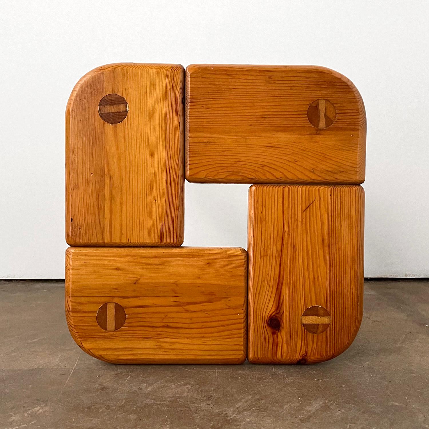 Pair of Brutalist Stools In Good Condition In Los Angeles, CA