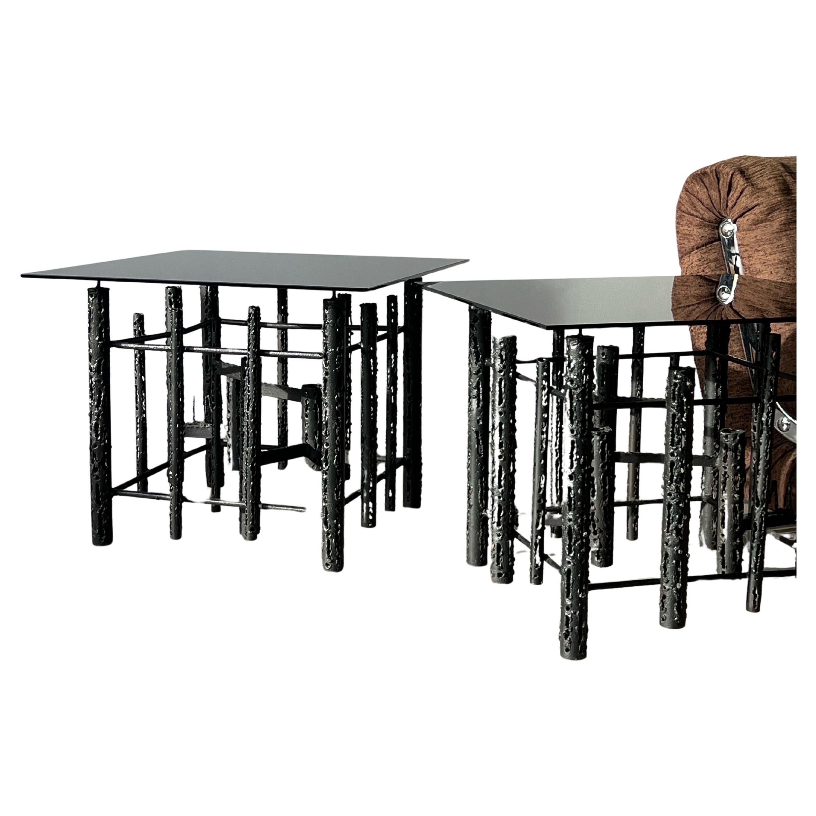 Paire de tables d'appoint en acier soudé de Studio Brutaliste par Masciarelli pour Regent en vente