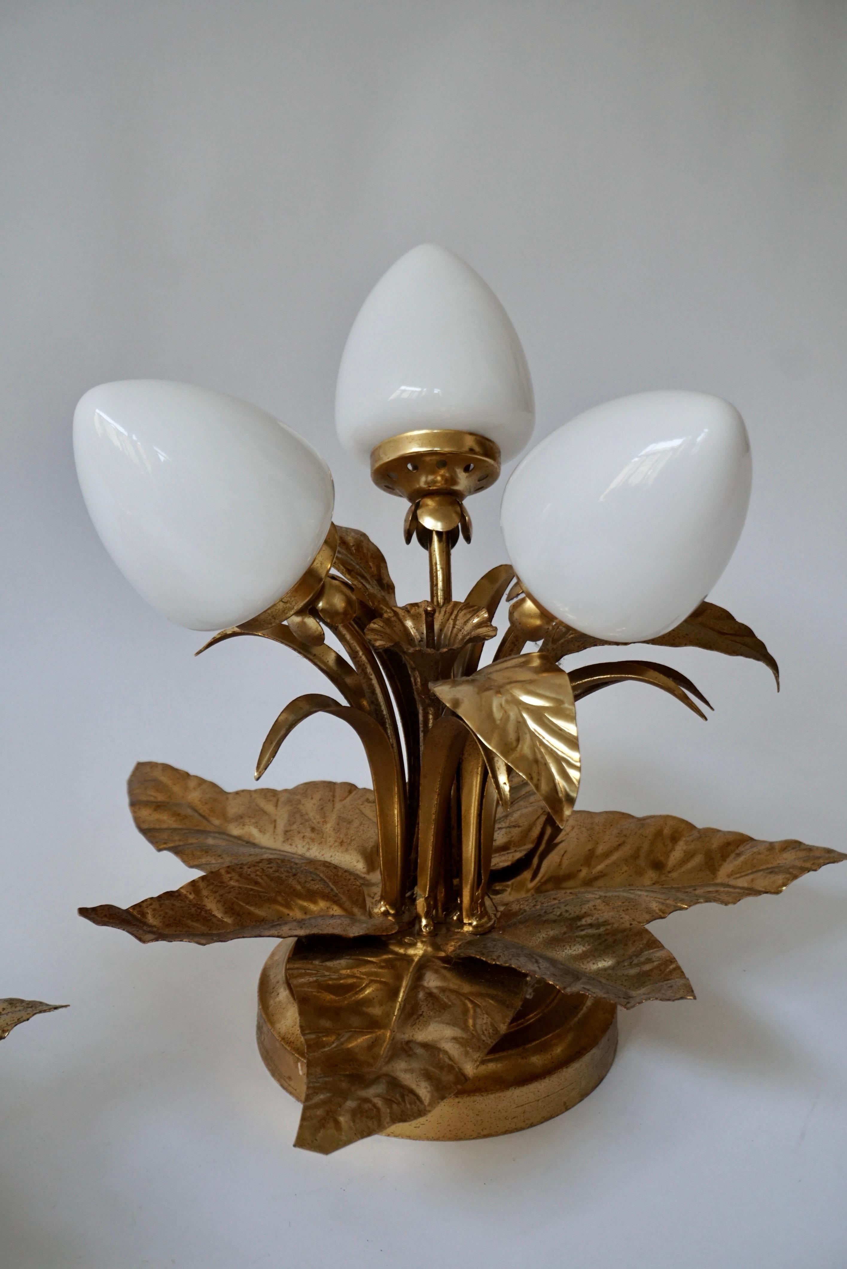20th Century Pair of Brutalist Sunburst Flower Light Fixtures in Gilt Metal For Sale