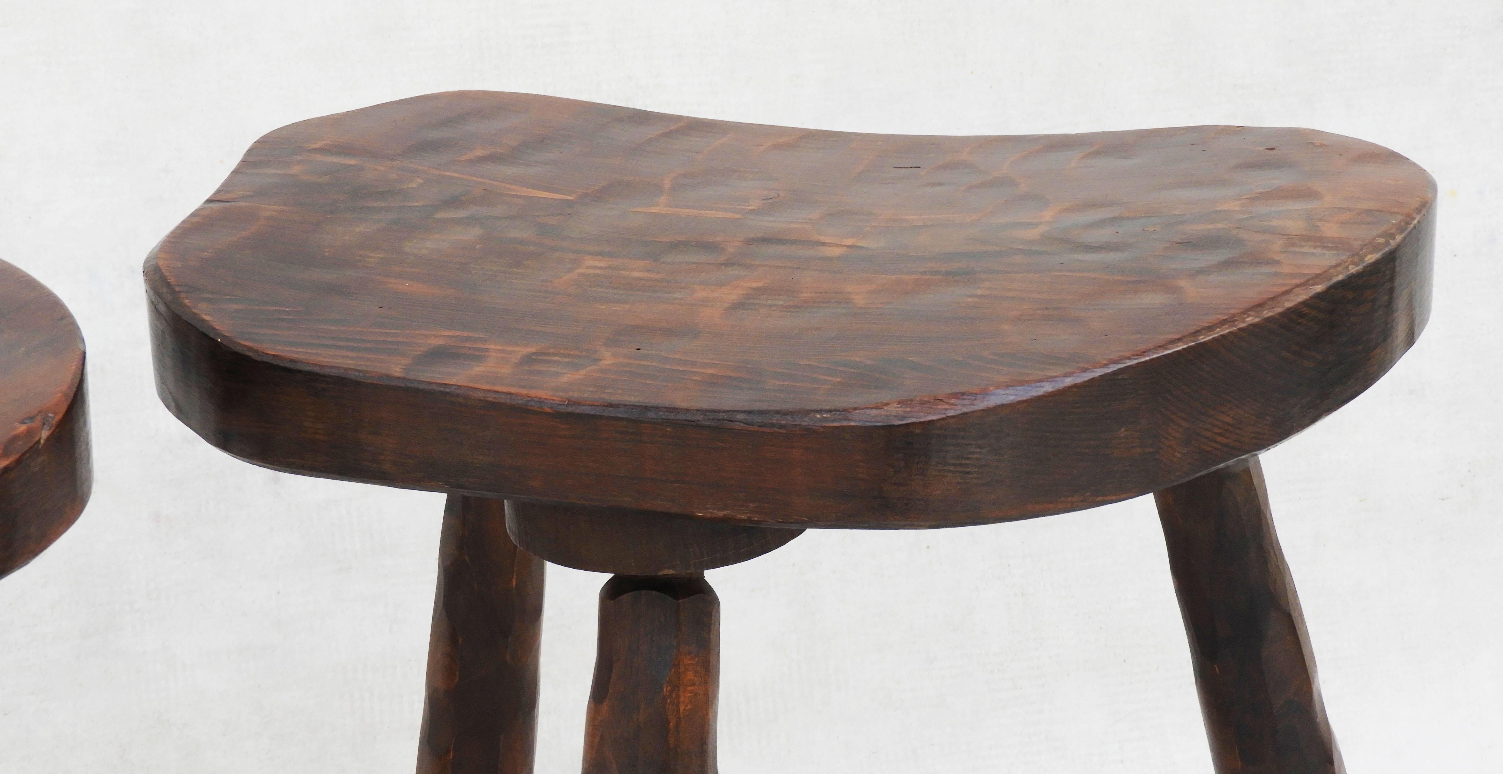 20th Century Pair of Brutalist Tripod Stools C1950 France For Sale