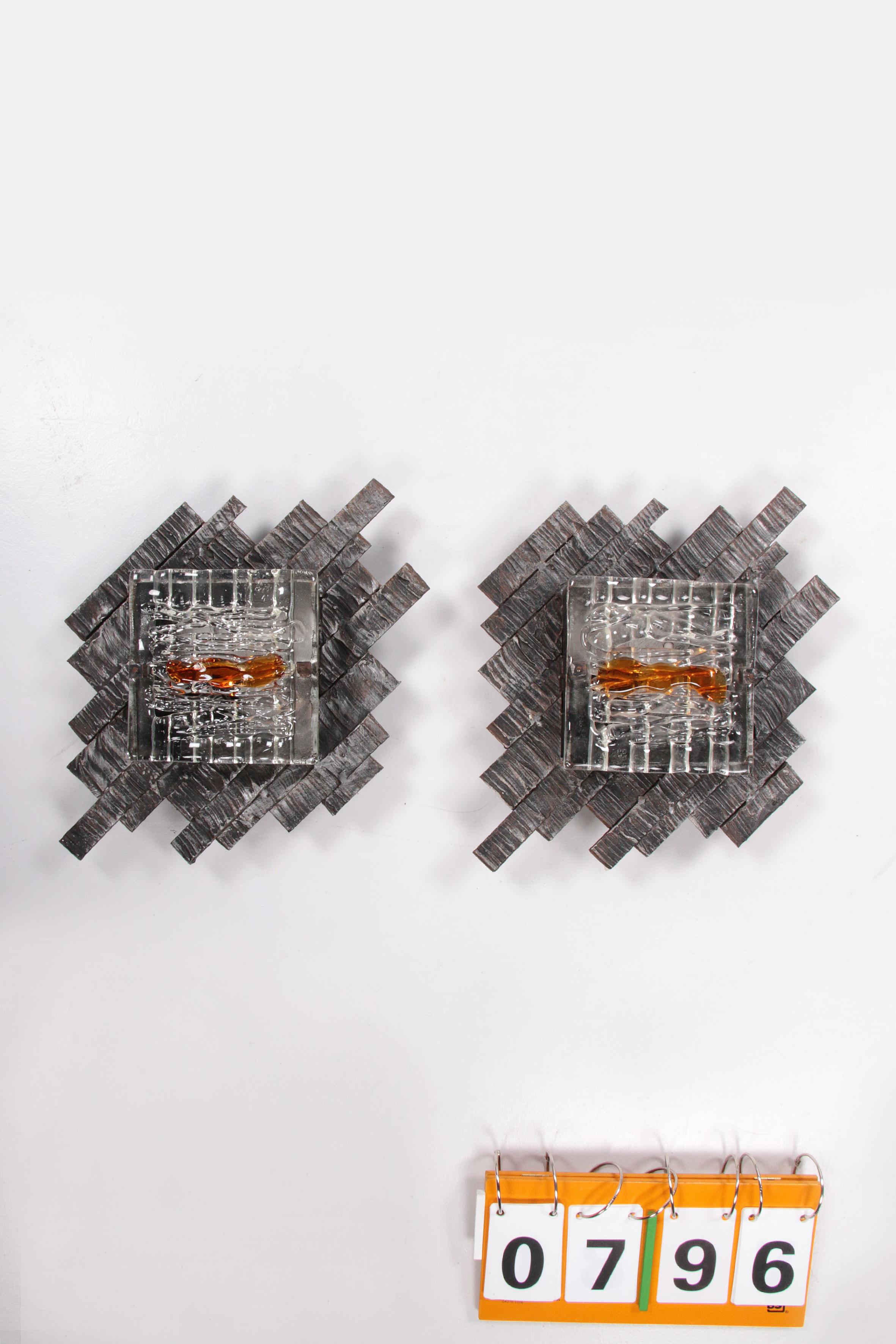 Pair of Brutalist Wall Lamps in Murano Glass by Albano Poli for Poliarte, 1970s For Sale 7
