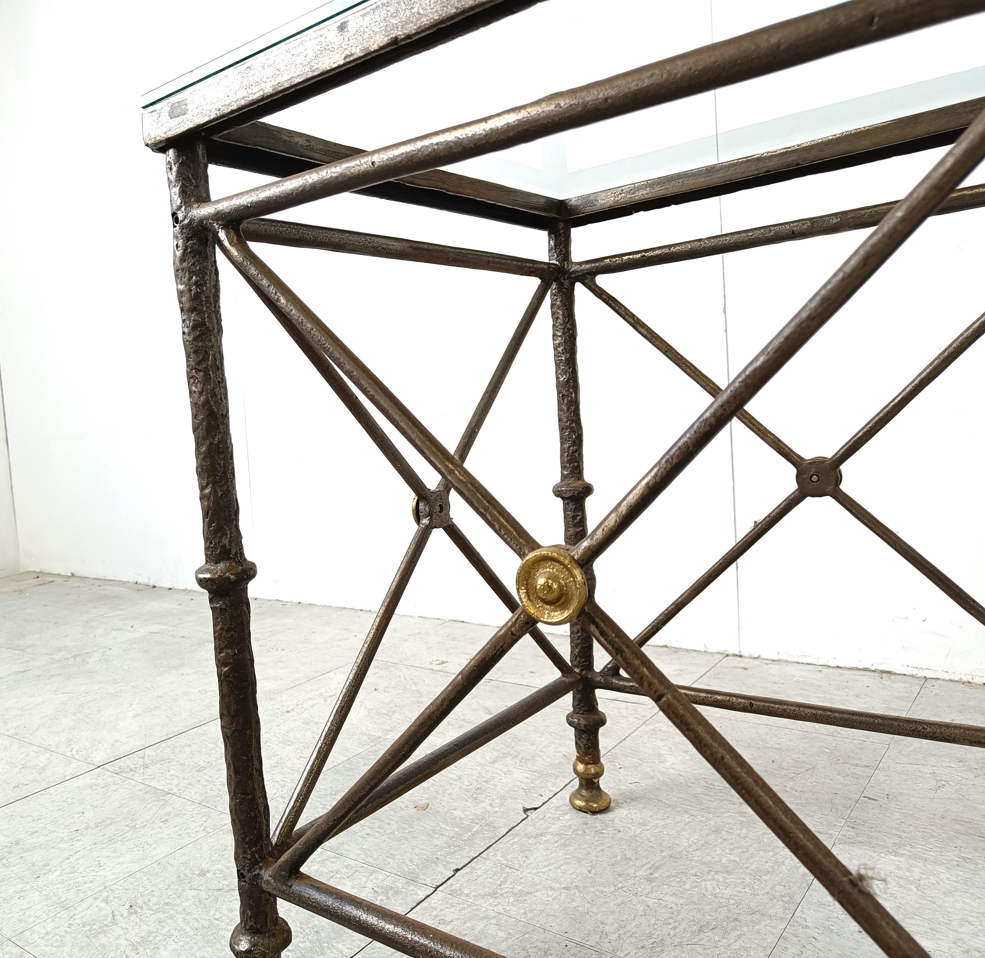 Pair of brutalist wrought iron side tables, 1970s For Sale 4