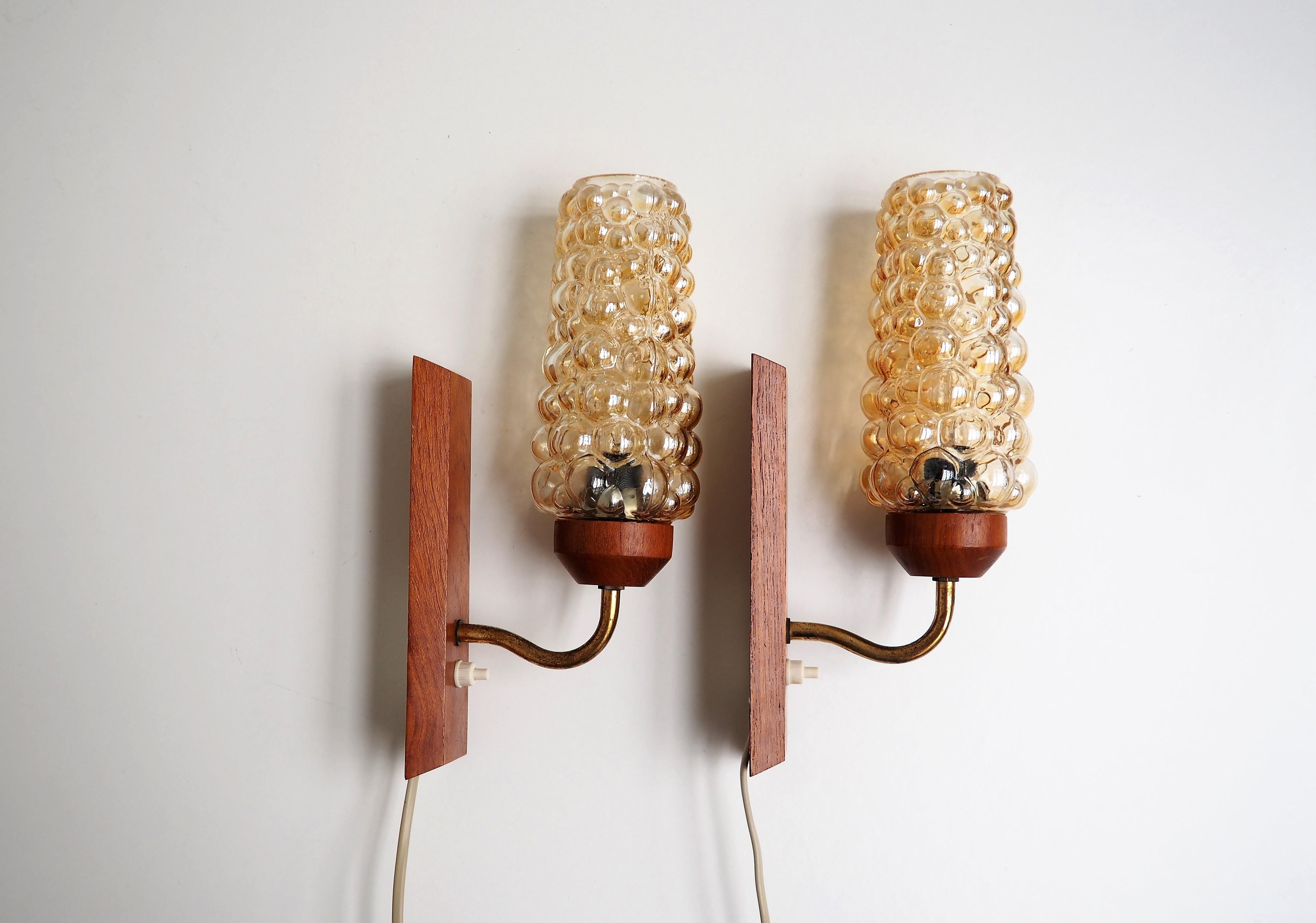 Unknown Pair of Bubble Glass Sconces in Helena Tynell Style on Teak Wall Base, 1960s For Sale