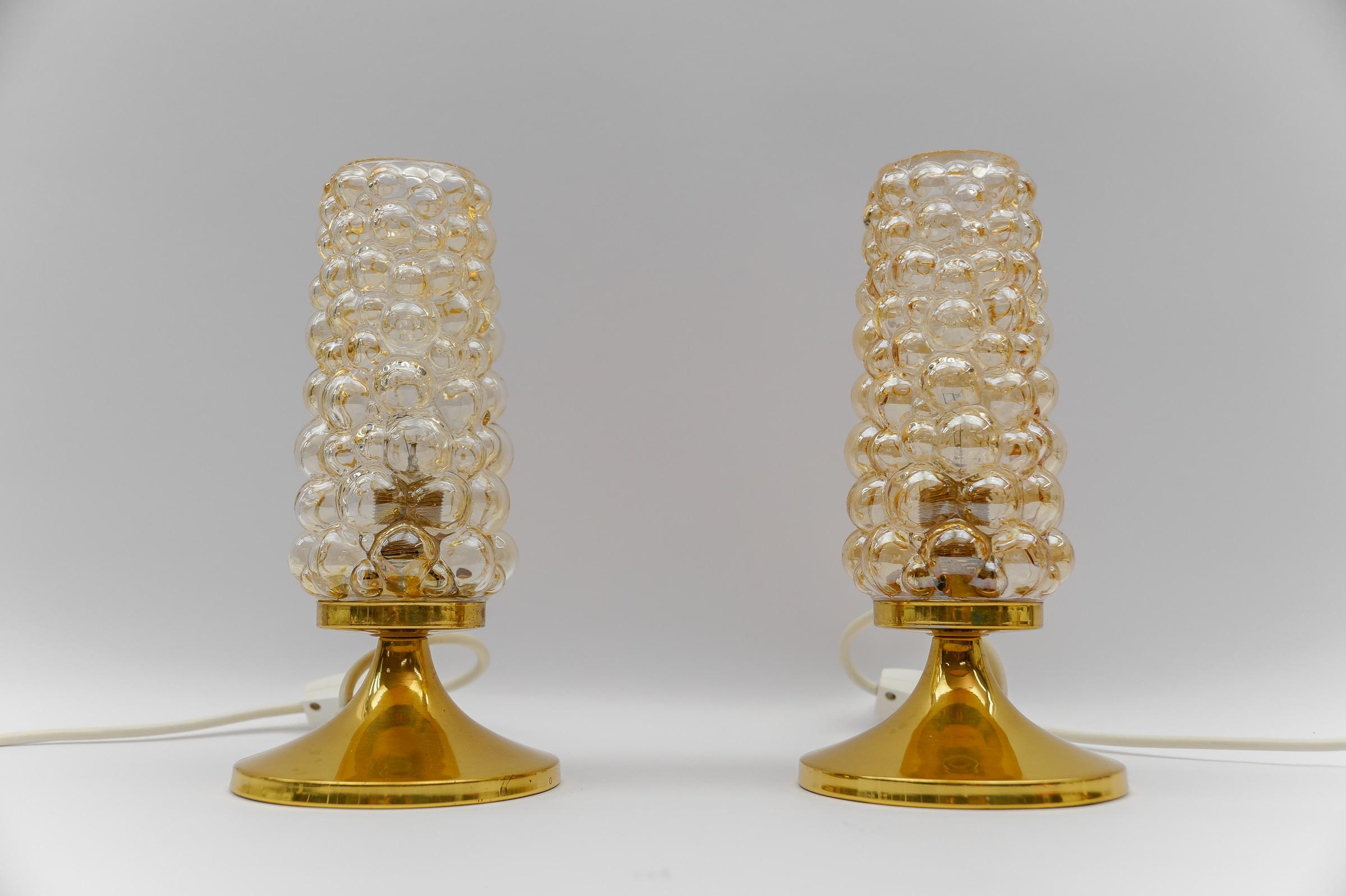 Paar Blasenglas-Tischlampen von Helena Tynell, 1960er Jahre im Angebot 3
