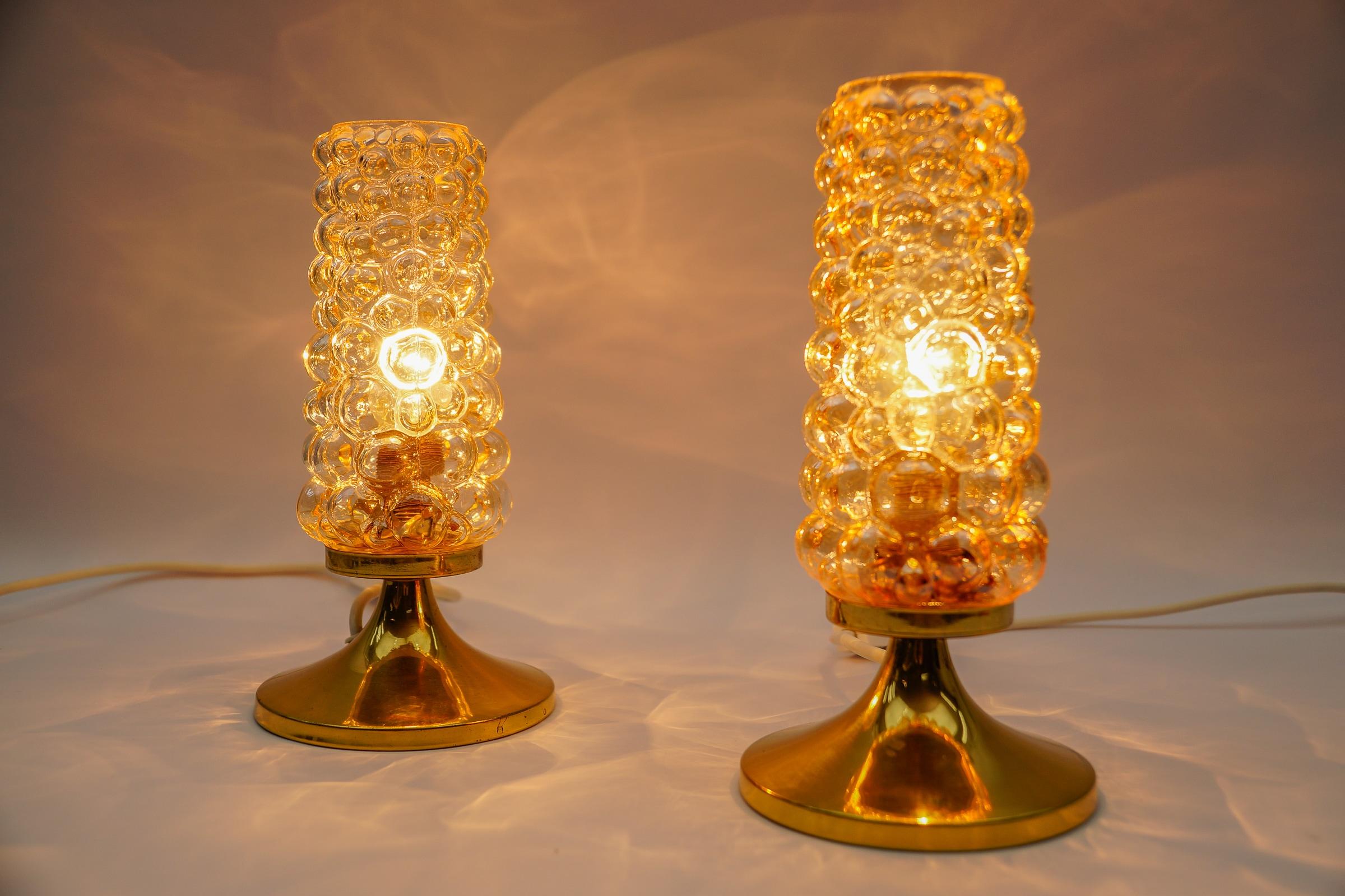 Paar Blasenglas-Tischlampen von Helena Tynell, 1960er Jahre (Deutsch) im Angebot