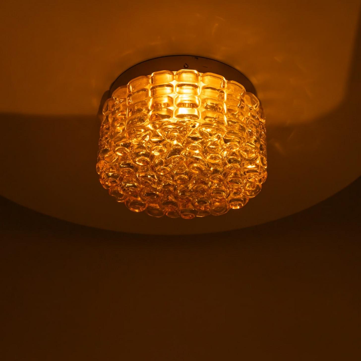 Allemand Paire d'appliques/appliques en verre bullé par Tynell, 1960 en vente