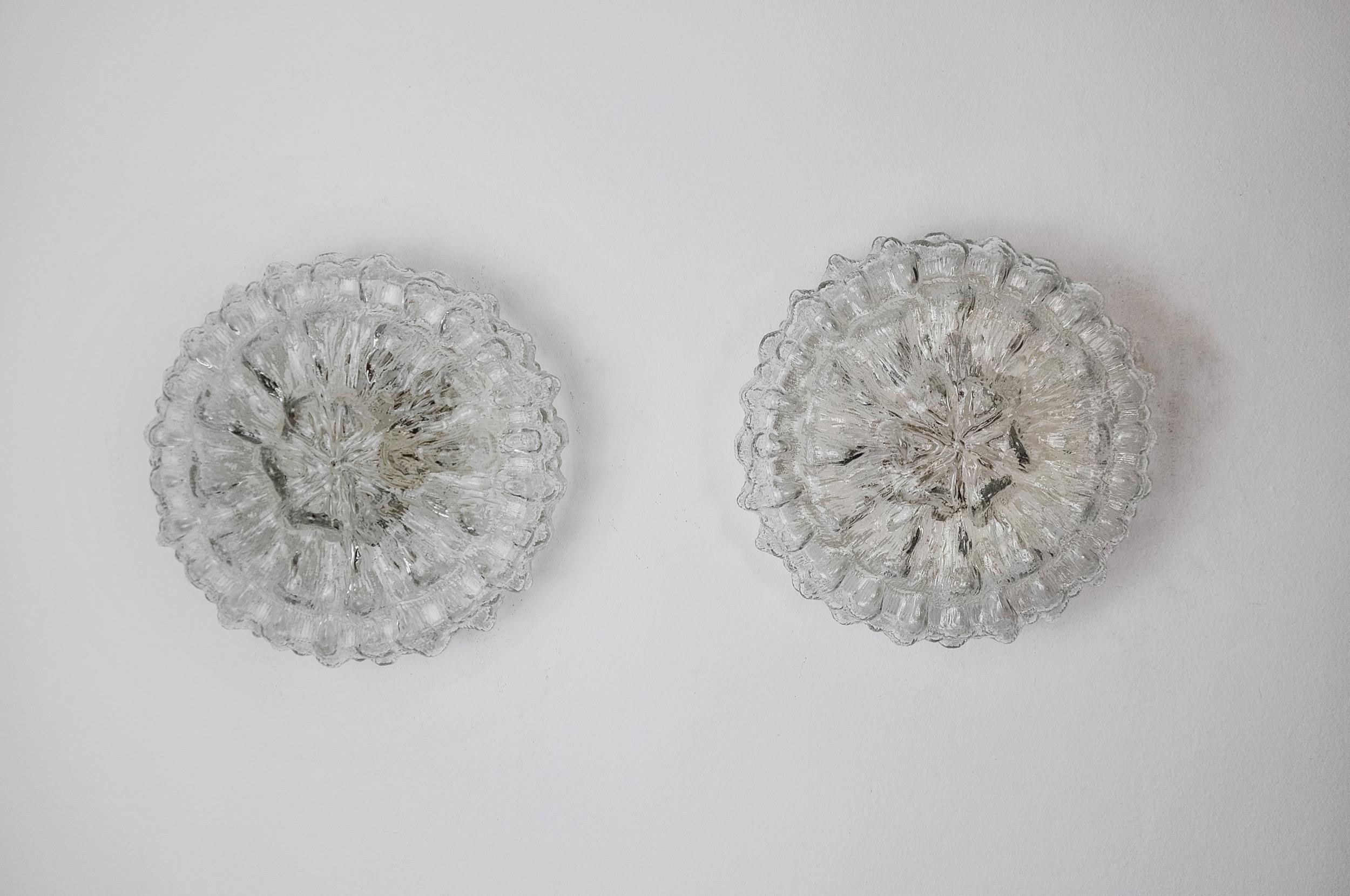 Hollywood Regency Paire d'appliques à bulles de Limburg, verre soufflé, Allemagne, 1960 en vente