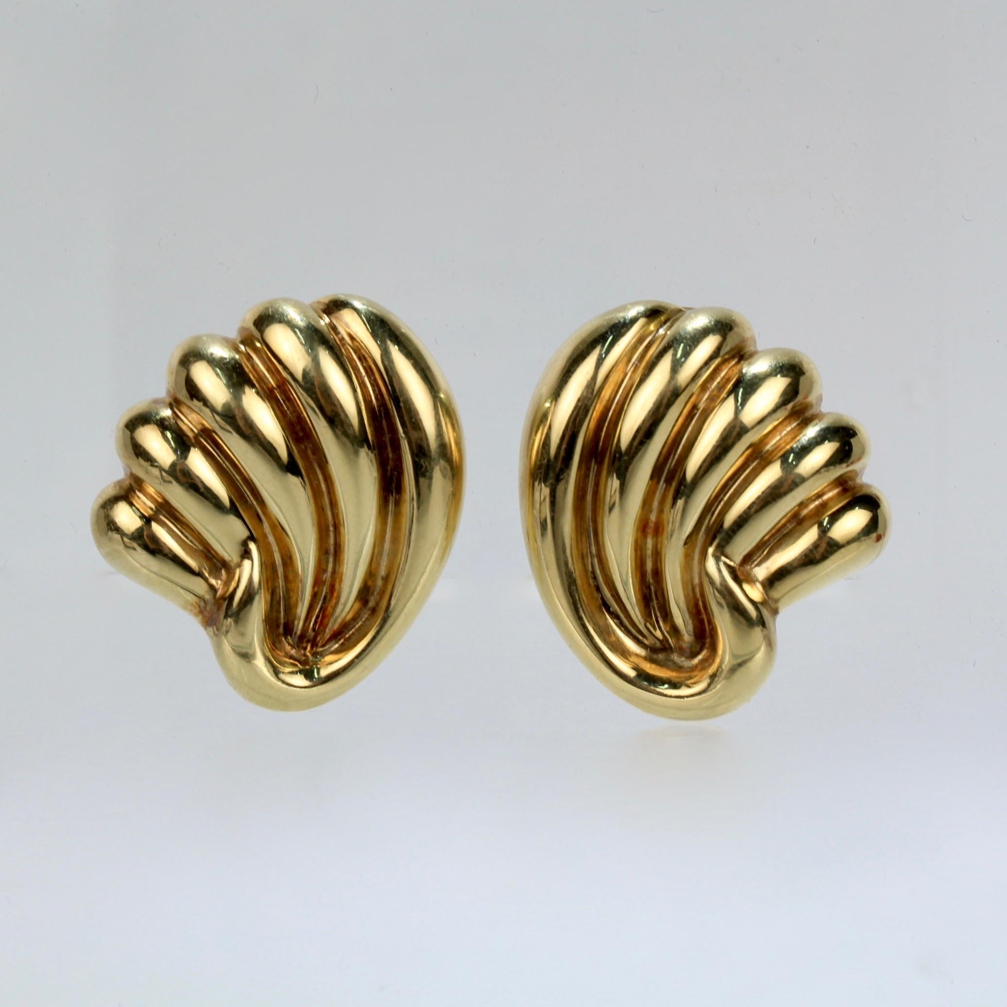 Pair of Bucherer 18 Karat Gold Fan Shaped Clip Earrings In Good Condition In Philadelphia, PA