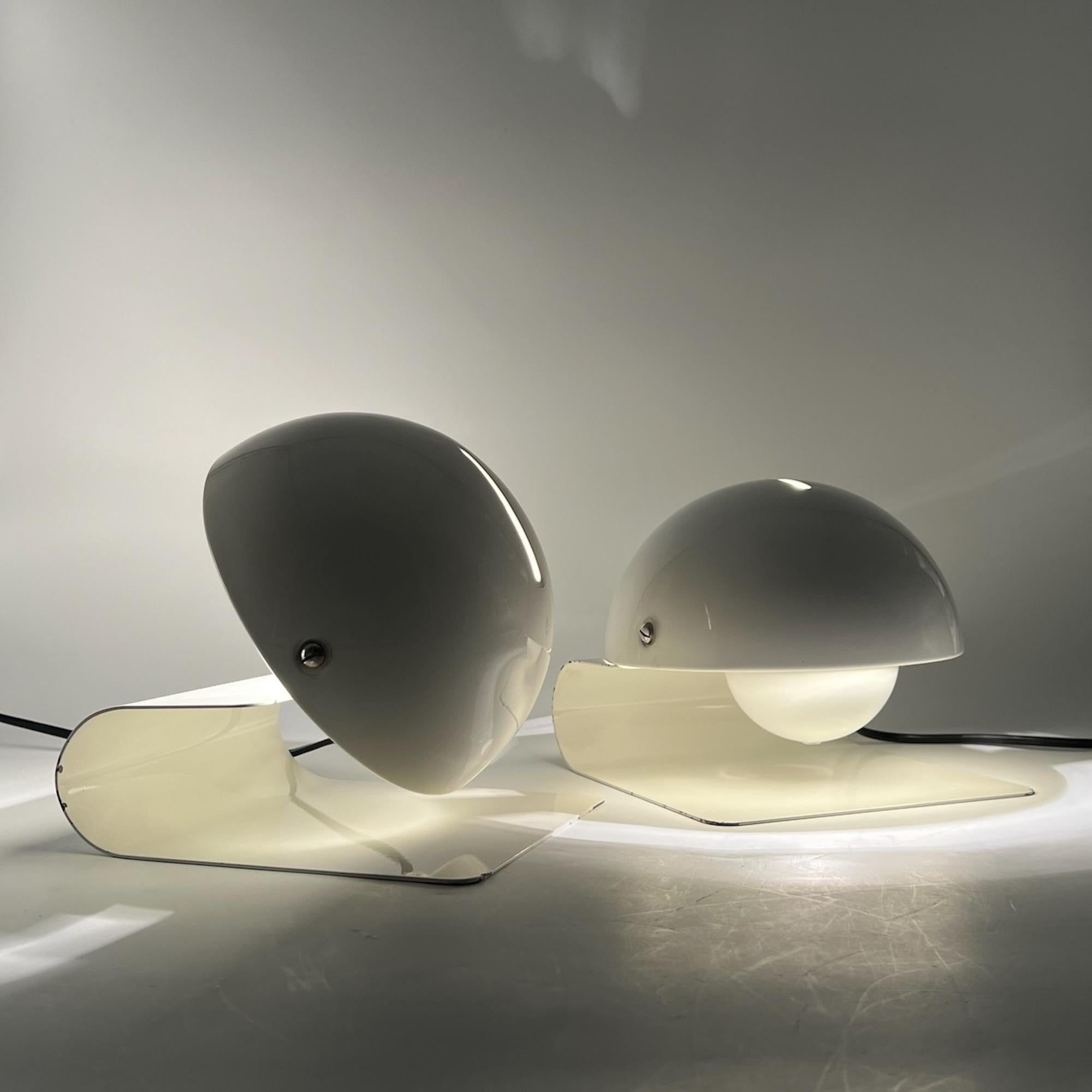 Pair of ‘Bugia’ Lamps by Giuseppe Cormio for iGuzzini, 1970s In Fair Condition In San Benedetto Del Tronto, IT