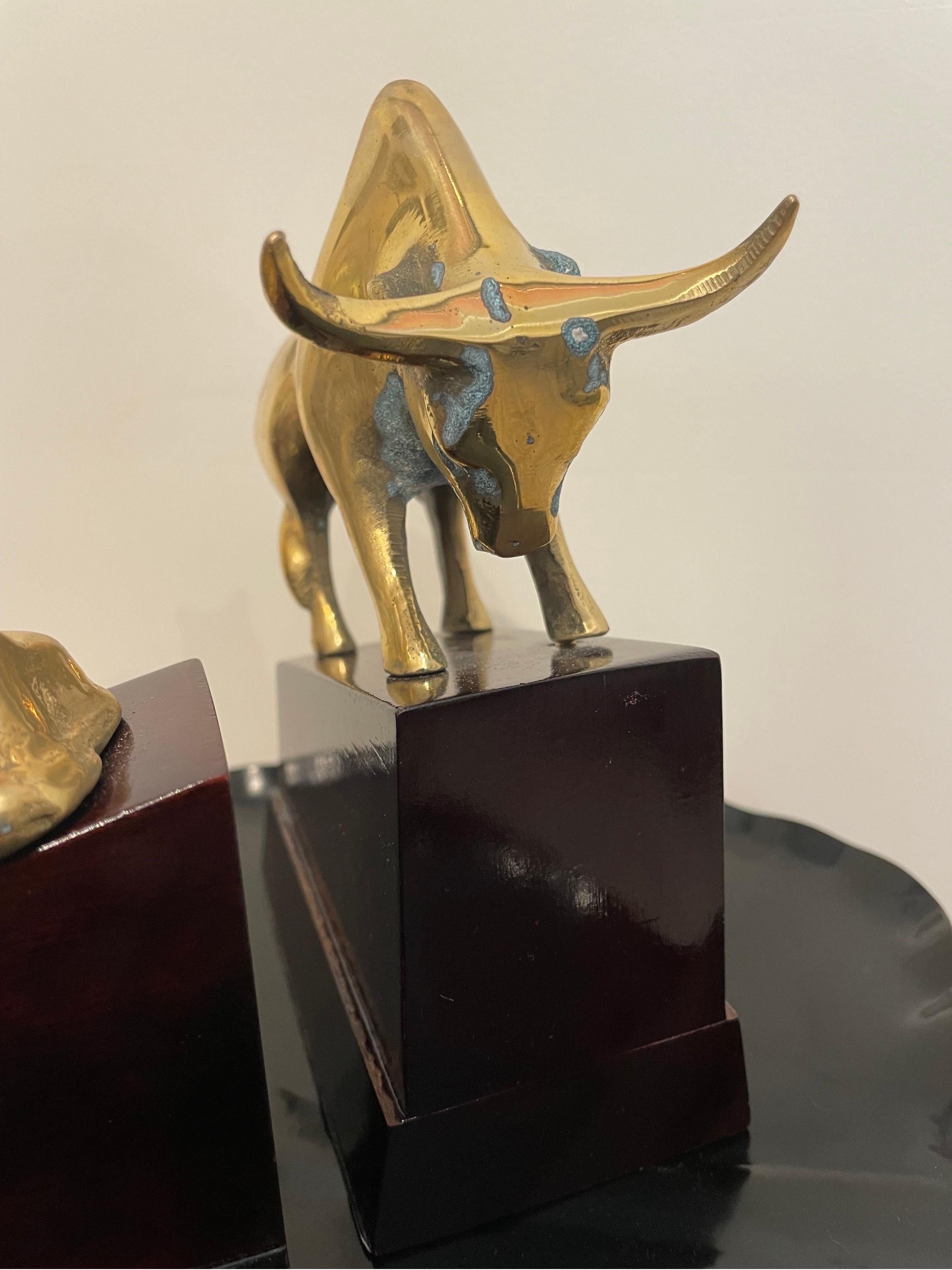 20th Century Pair of Bull & Bear Brass Bookends on Wood Bases For Sale