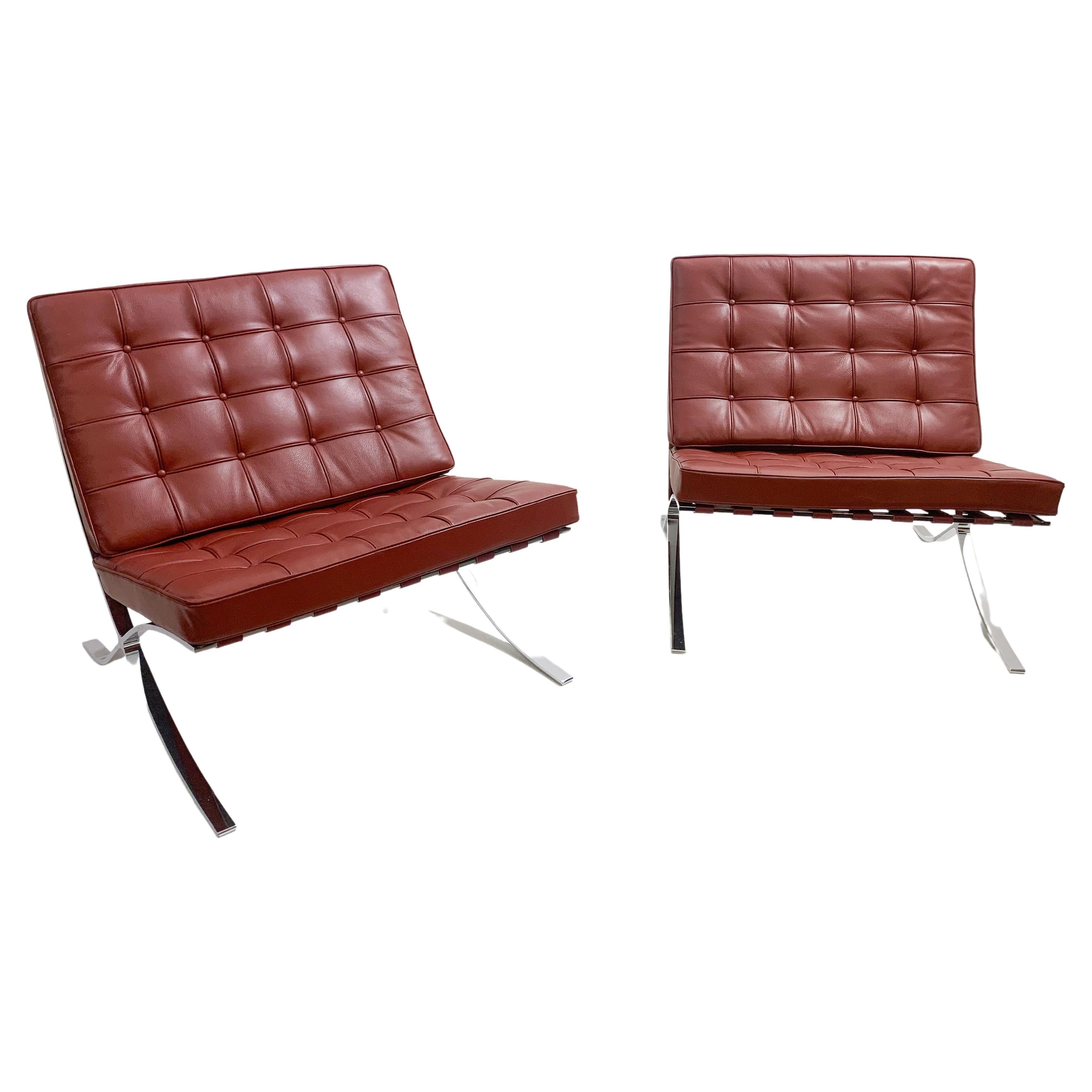 Pair of Burgundy Leather Barcelona Chairs by Mies Van Der Rohe for Knoll, 1990s For Sale