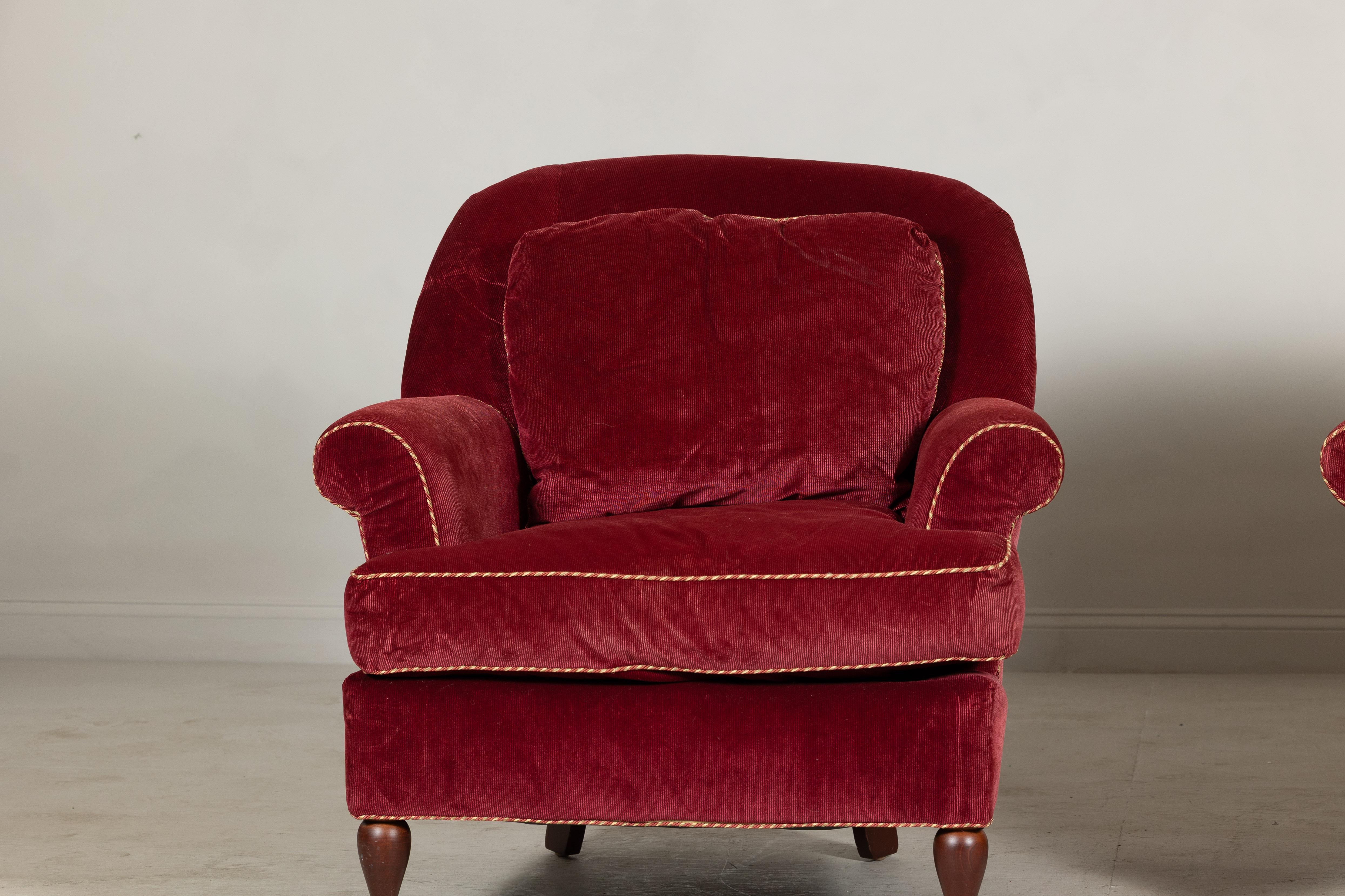 Pair of Burgundy Velvet Club Chairs with Rolled Arms and Turned Legs In Good Condition For Sale In Yonkers, NY