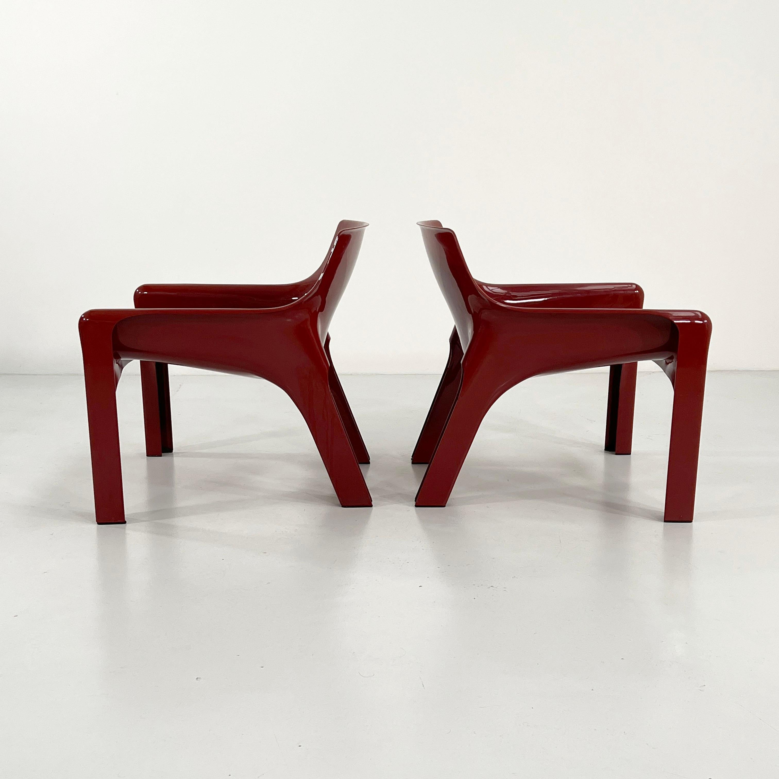 Italian Pair of Burgundy Vicario Lounge Chair by Vico Magistretti for Artemide, 1970s