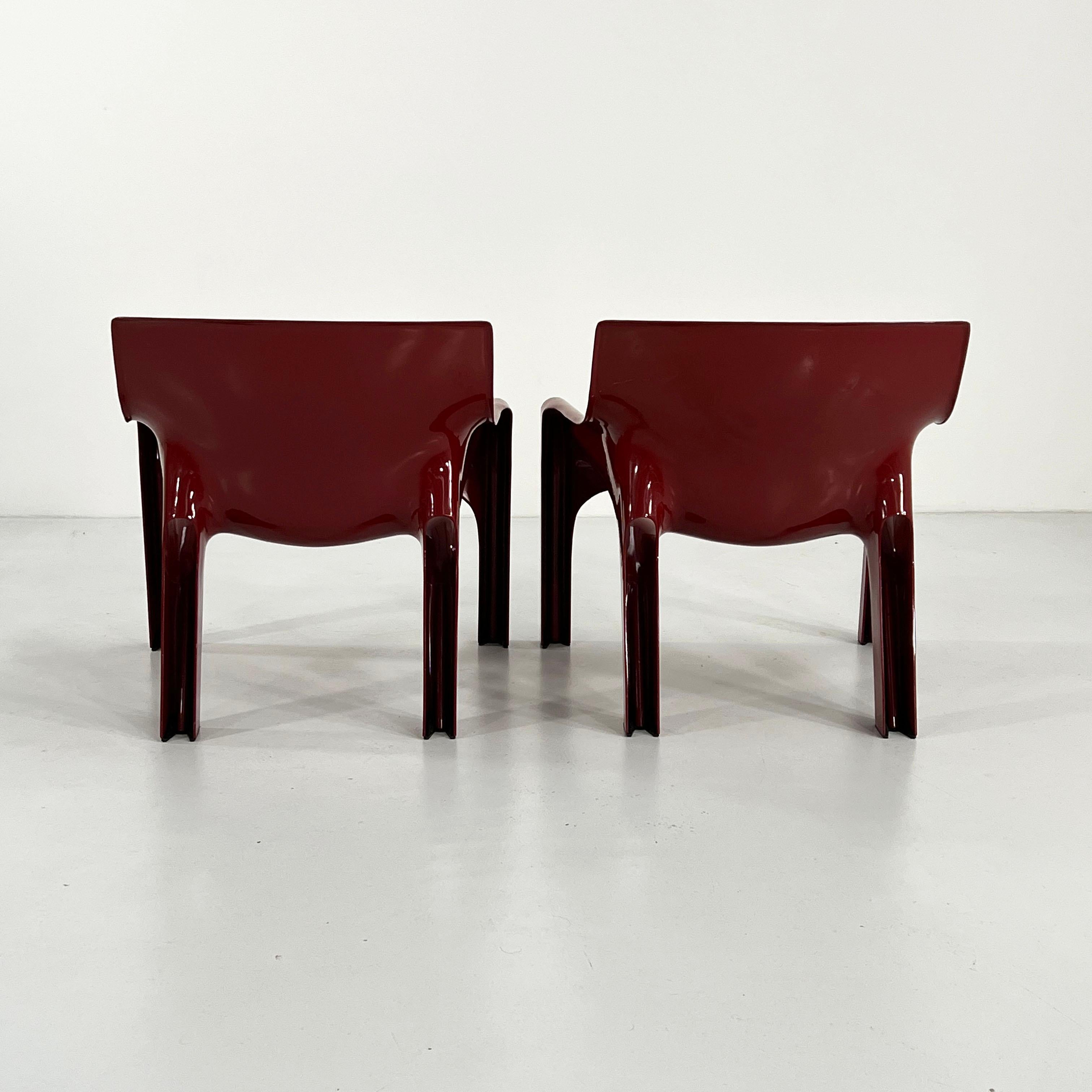 Late 20th Century Pair of Burgundy Vicario Lounge Chair by Vico Magistretti for Artemide, 1970s