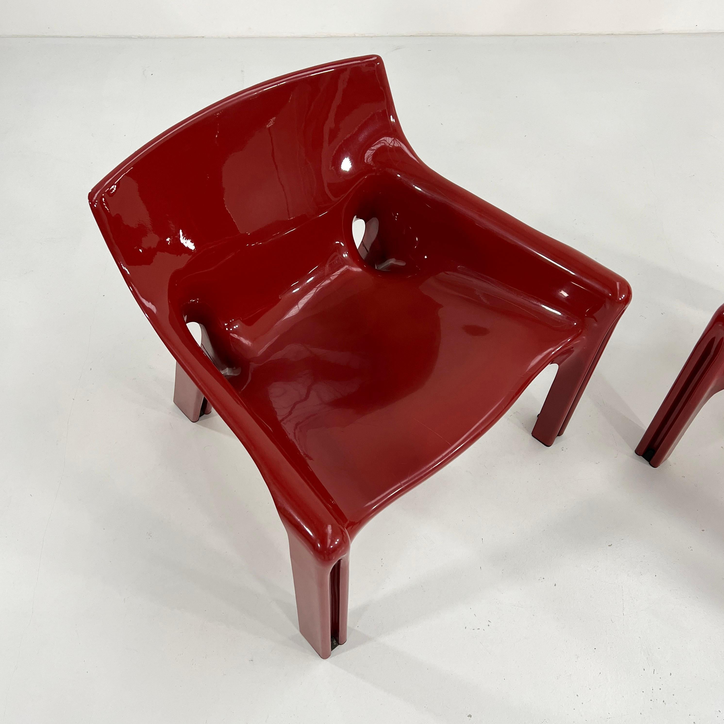 Pair of Burgundy Vicario Lounge Chair by Vico Magistretti for Artemide, 1970s 1