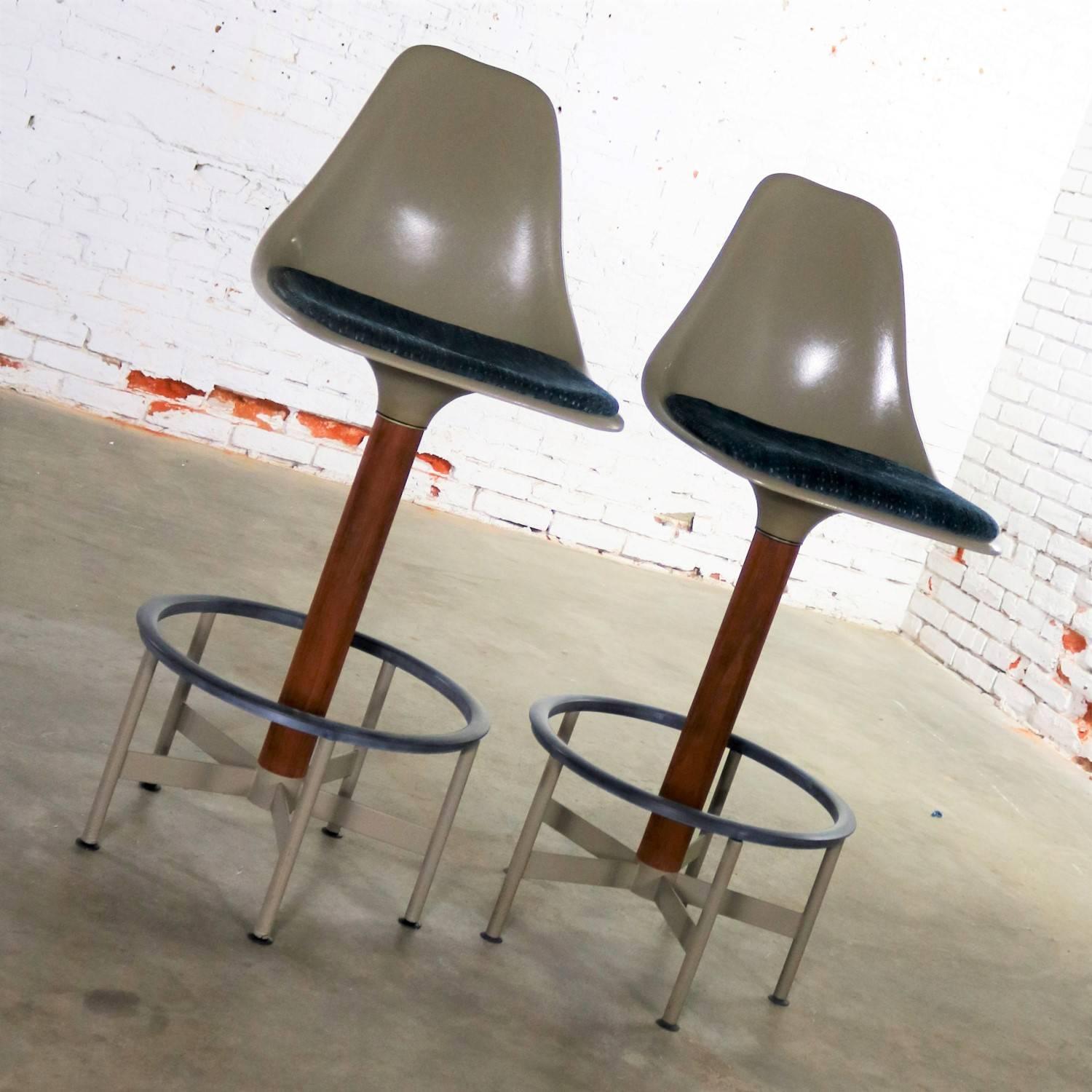 burke bar stools