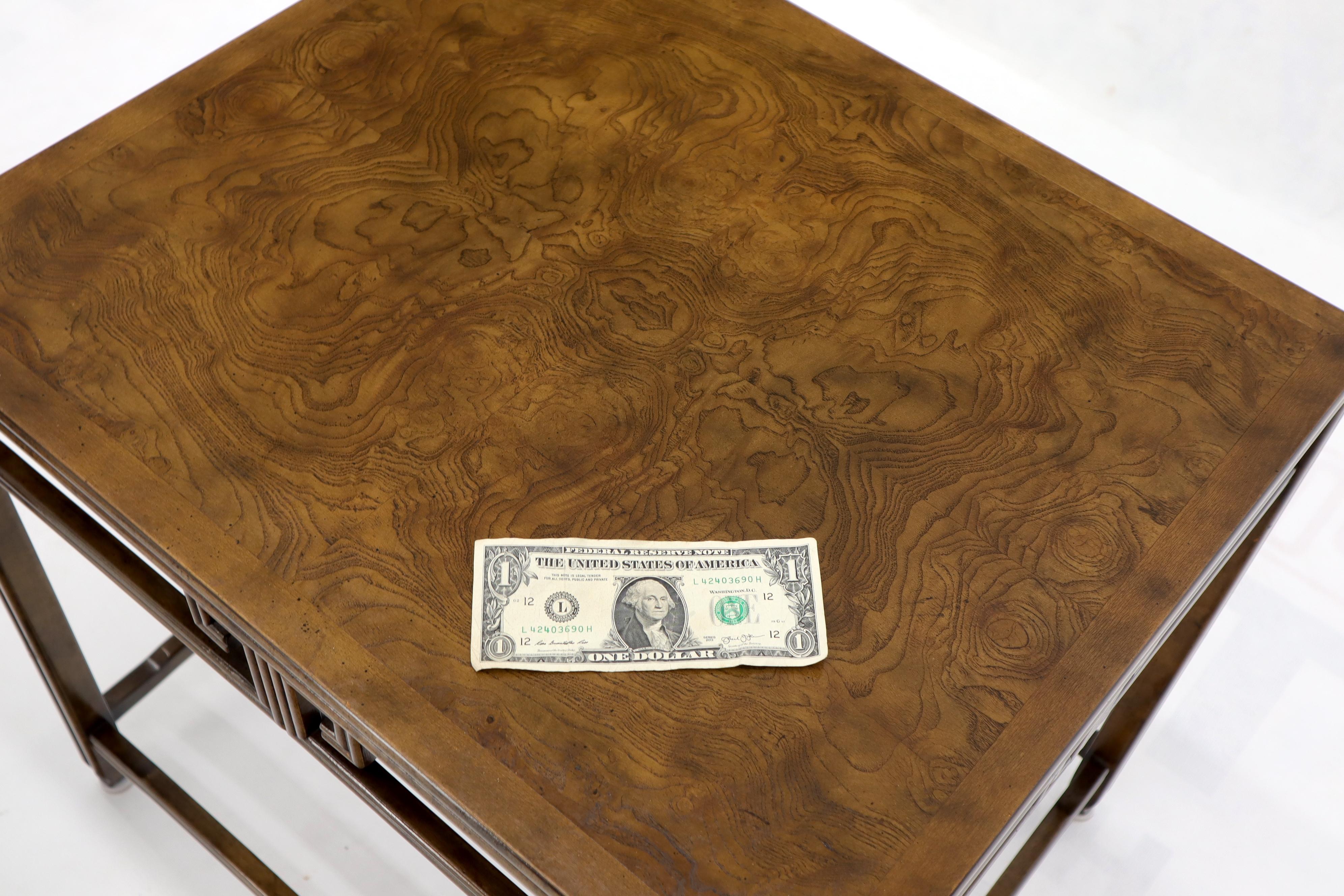 Pair of Mid-Century Modern end tables stands in burl wood tops by Baker.