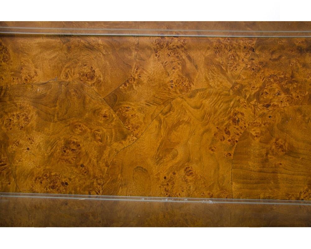 Mid-Century Modern Pair of Burl Wood, Brass and Glass Showcase Curio Cabinets For Sale