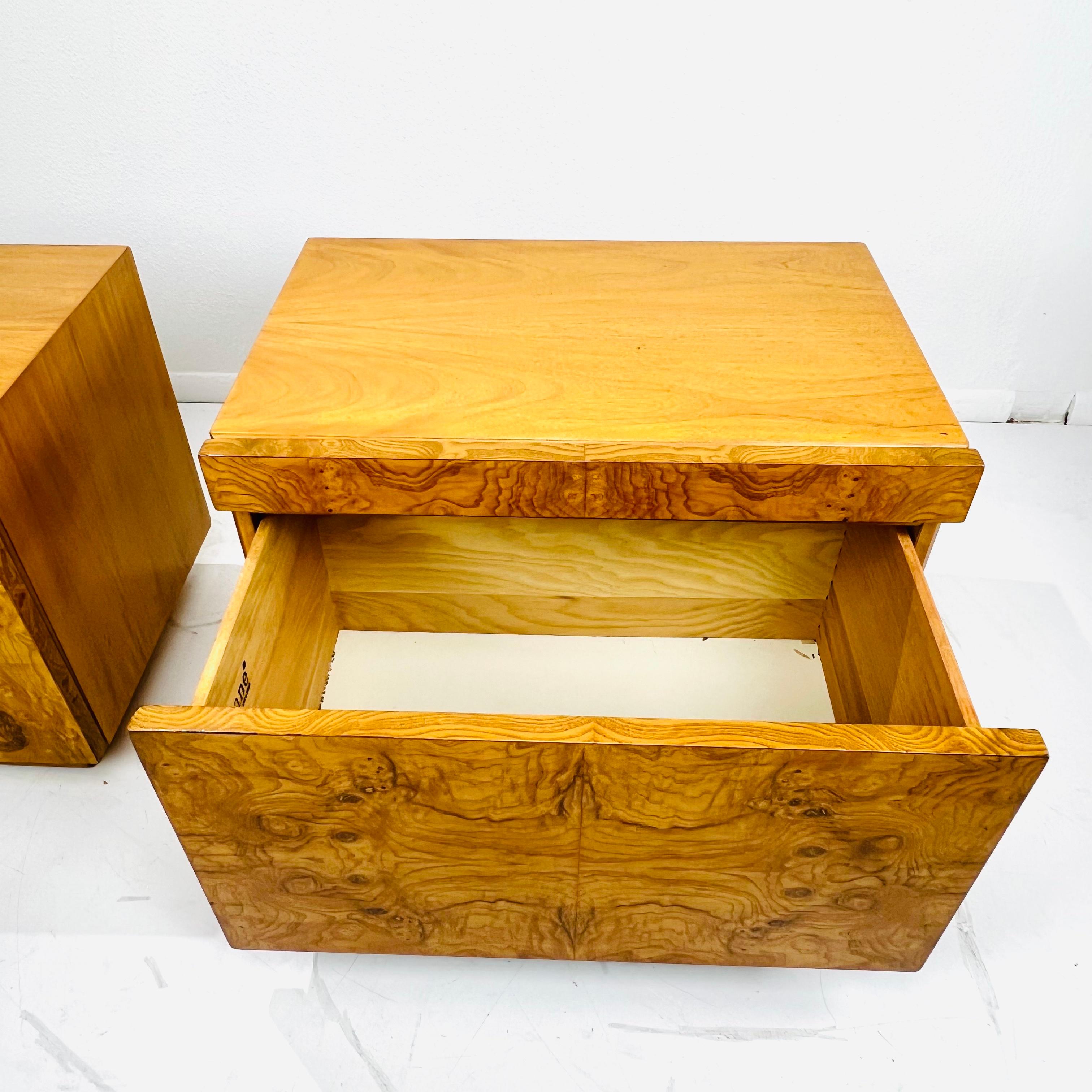 Pair of Burl Wood Nightstands by Milo Baughman for Lane For Sale 6