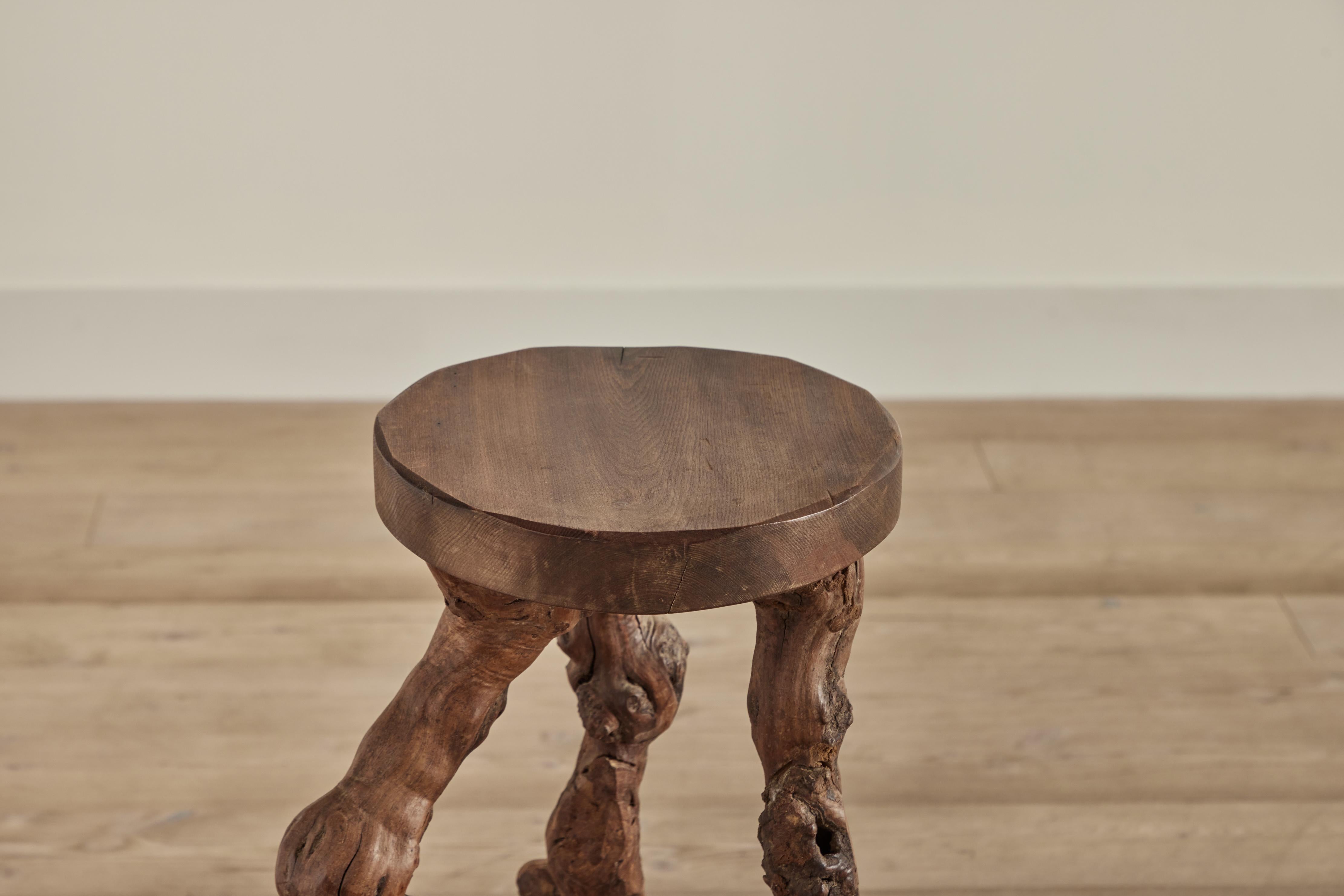 Pair of Burled Grapevine Stools In Good Condition In Los Angeles, CA