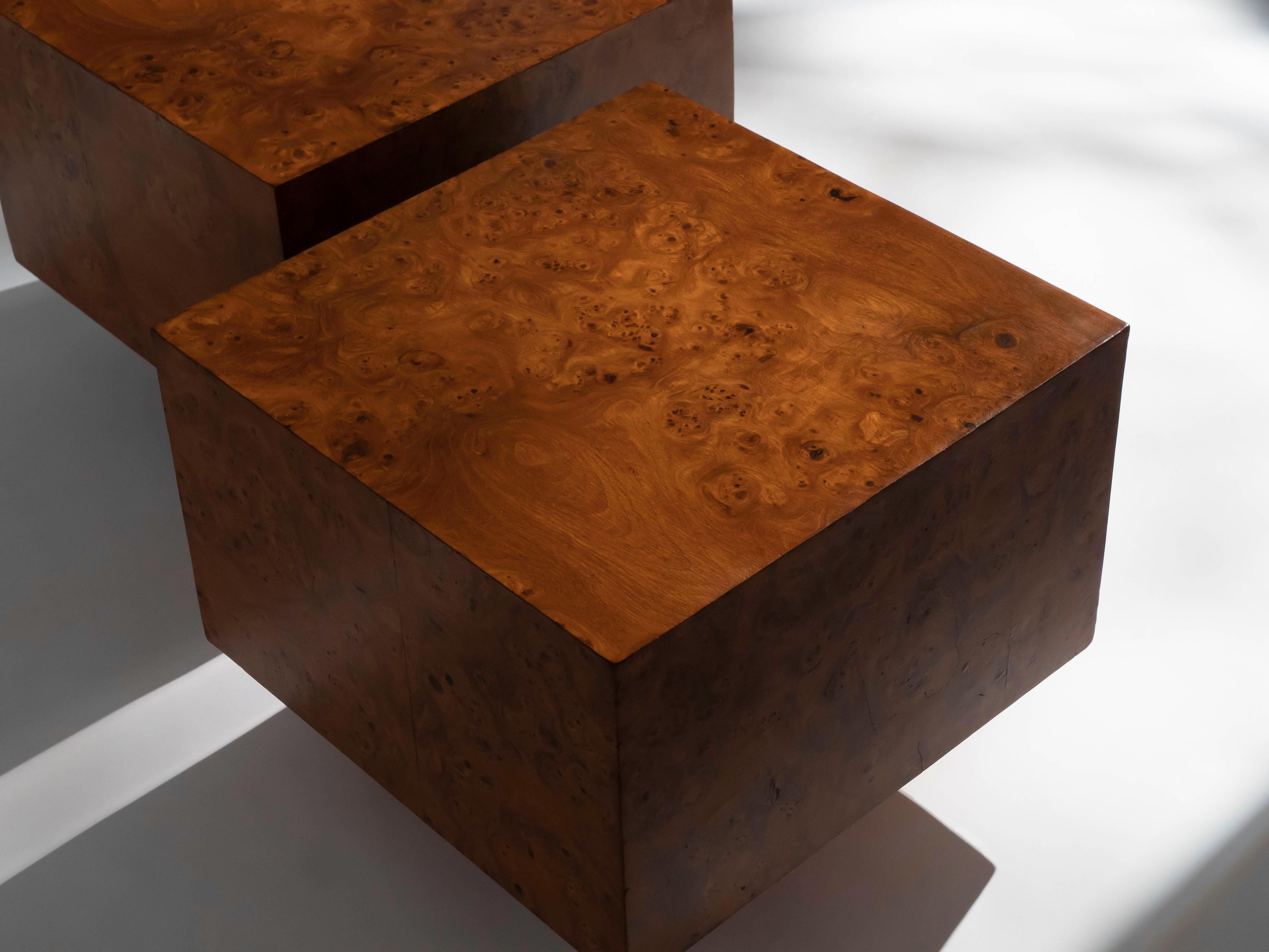 Paire de tables d'appoint cubiques en bois de ronce, vers 1970 en vente 5