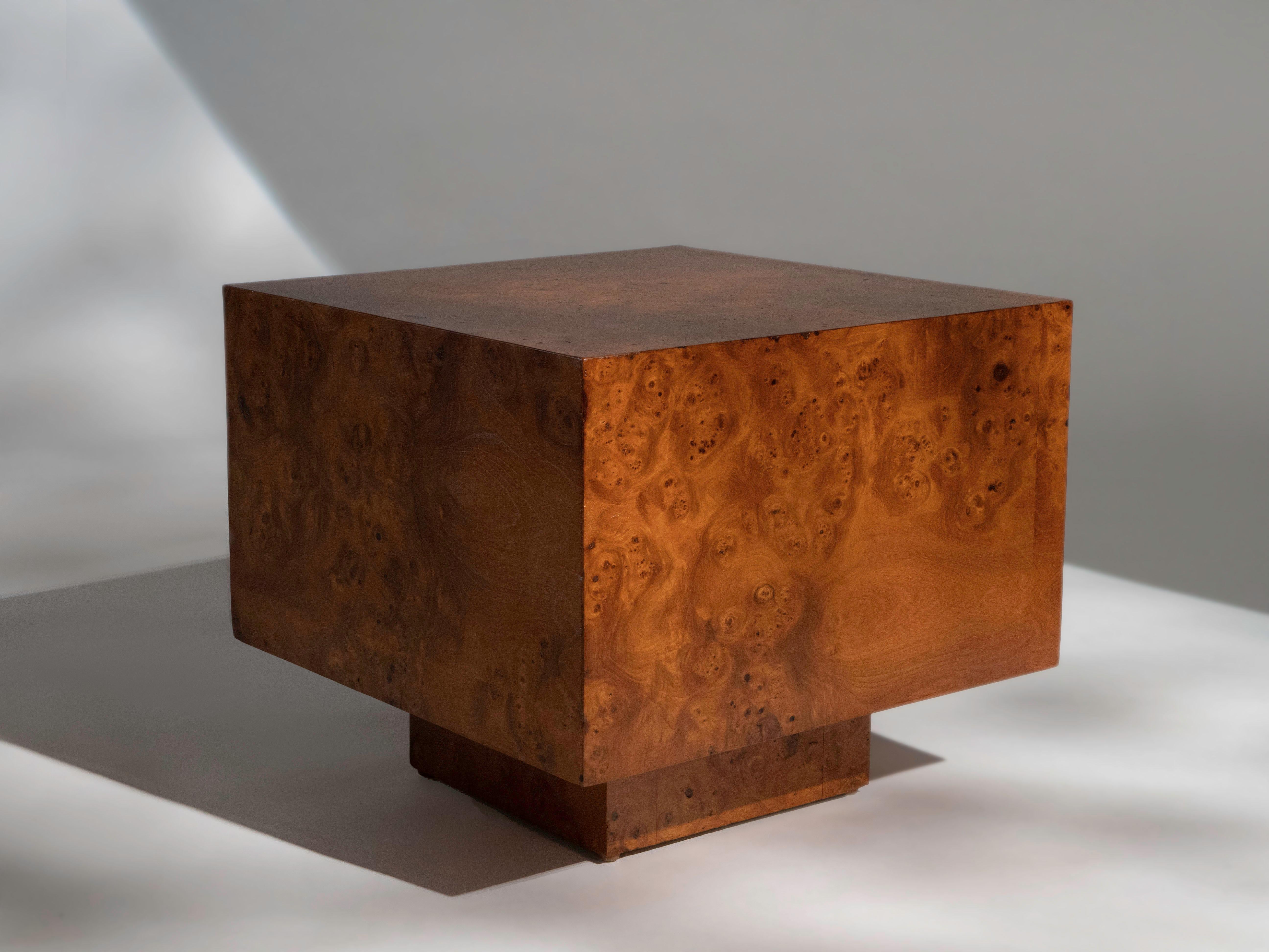 Paire de tables d'appoint cubiques en bois de ronce, vers 1970 en vente 7