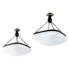 Coppia di lampadari in ottone brunito