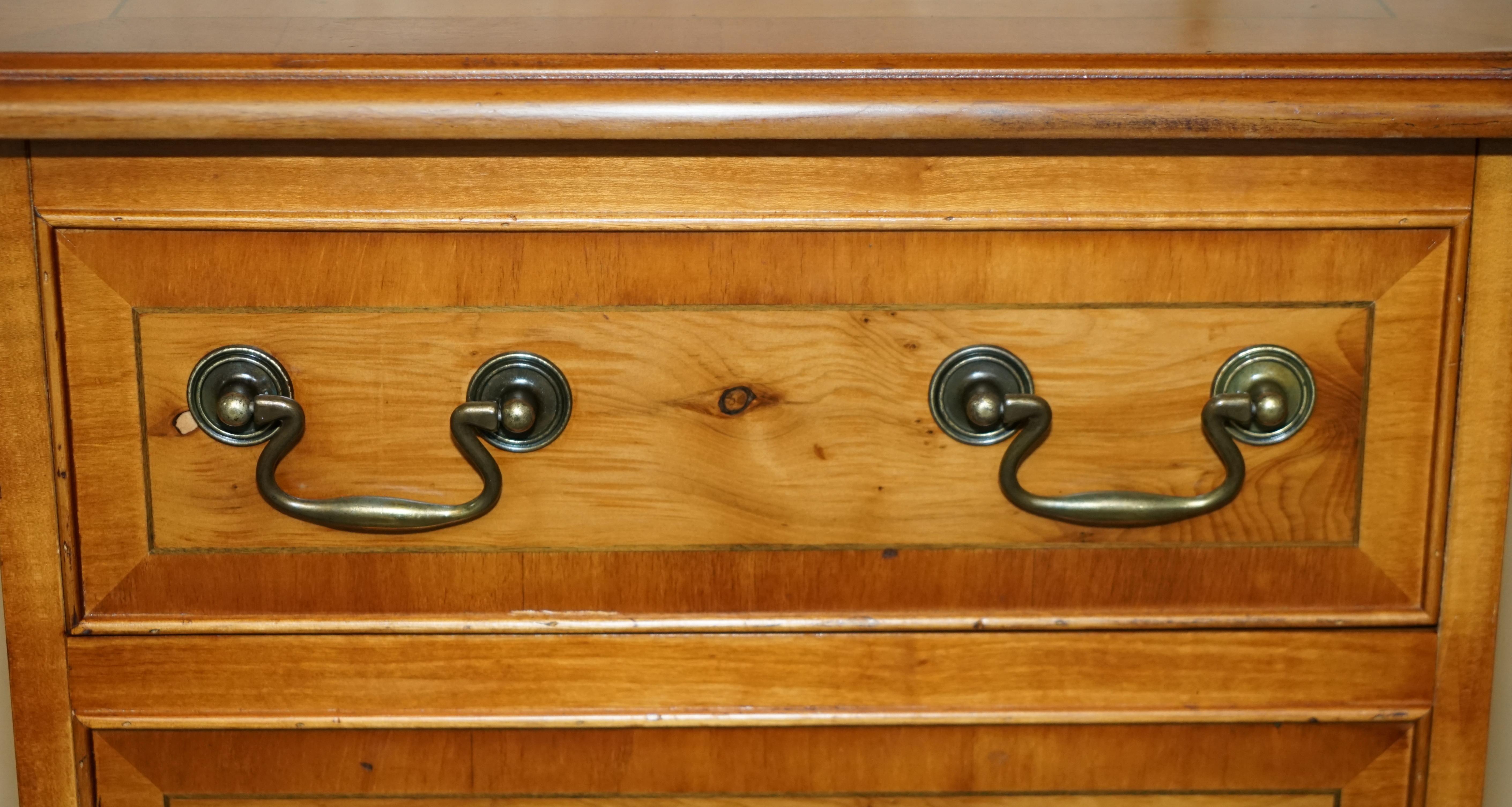 Brass Pair of Burr & Burl Yew Wood Nightstand Bedside Table Sized Chest of Drawers For Sale