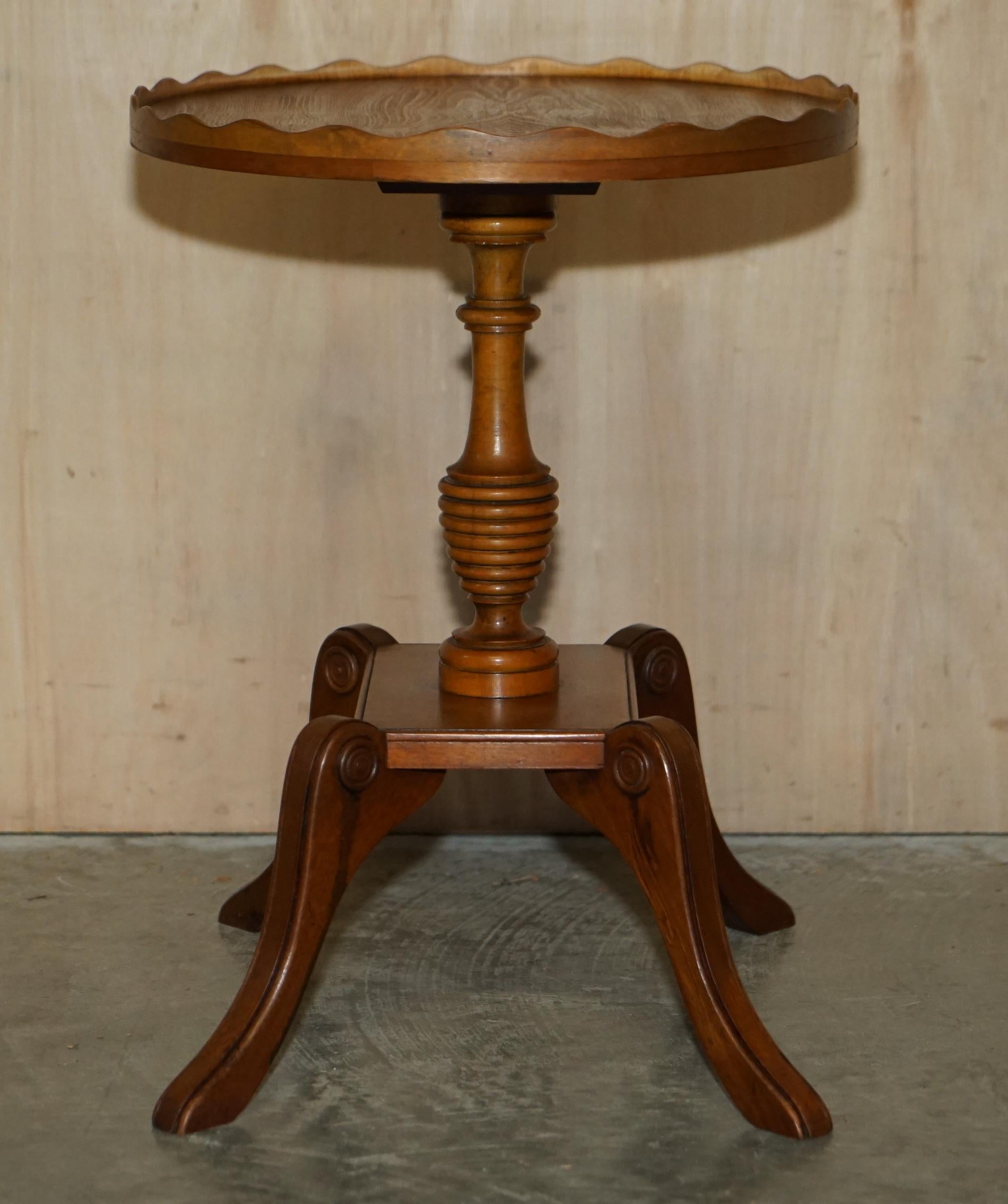 Pair of Burr Yew Wood Beresford & Hicks Side End Lamp Tables with Gallery Rail For Sale 6