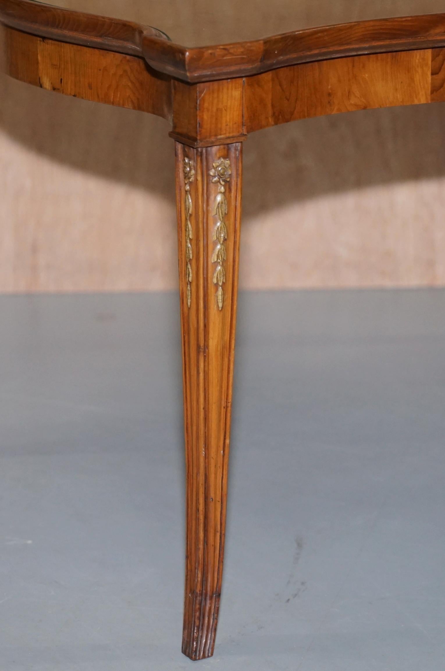 Hand-Crafted Pair of Burr Yew Wood Ornately Crafted Side End Lamp Wine Tables, a Lovely Pair