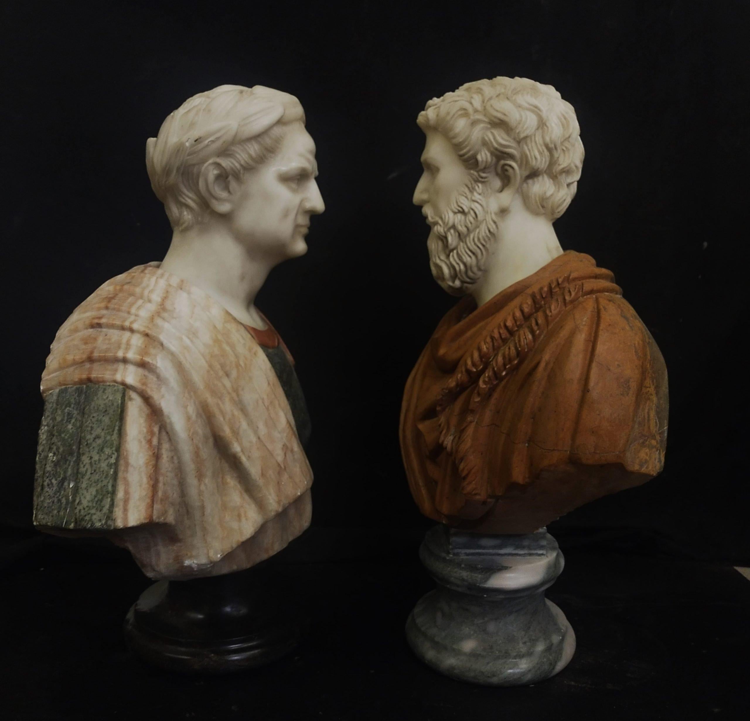 Pair of busts of Roman emperors in polychrome marb In Good Condition For Sale In Rome, IT
