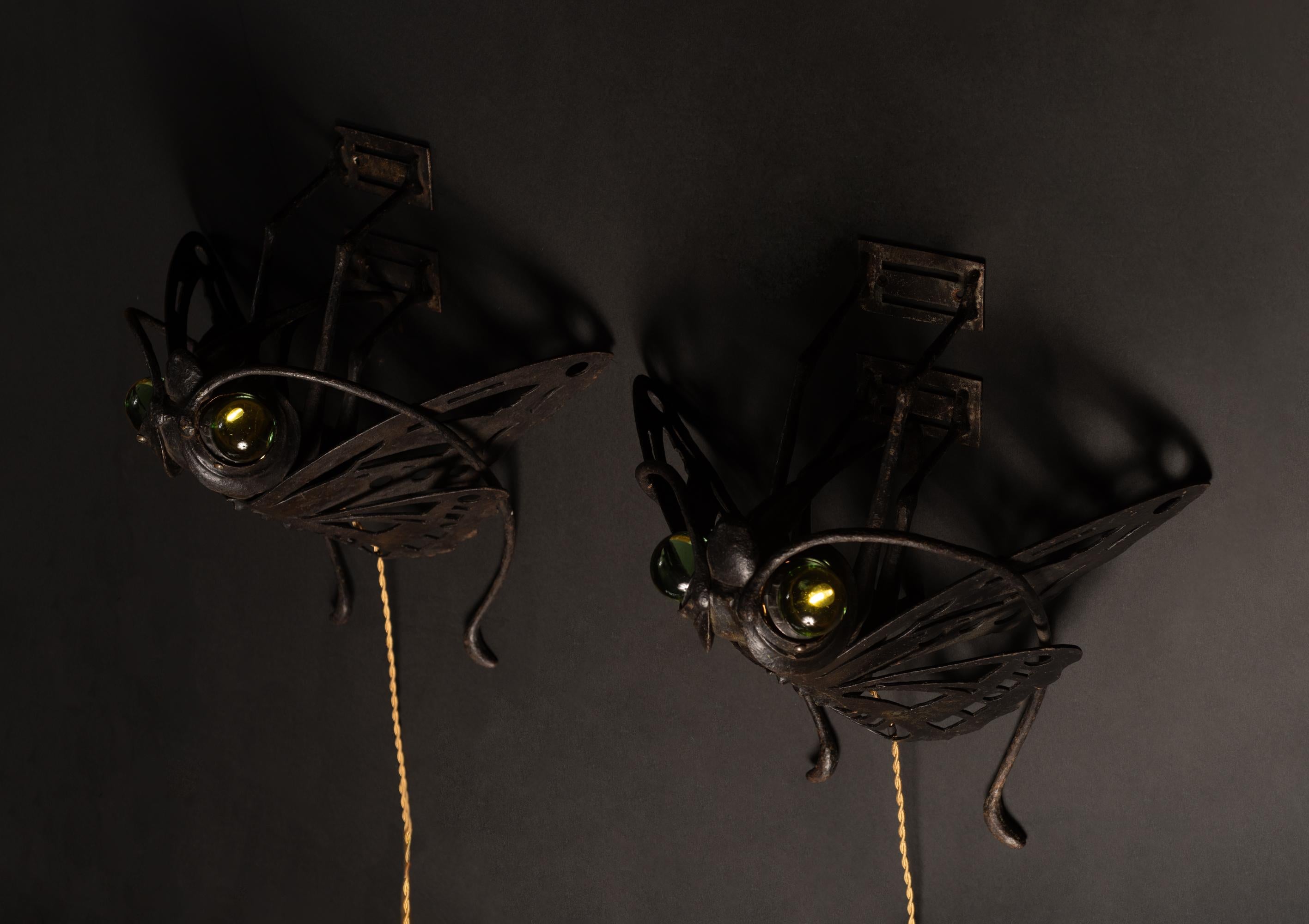 Pareja de candelabros mariposa de Alessandro Mazzucotelli en Bueno estado para la venta en Chicago, US