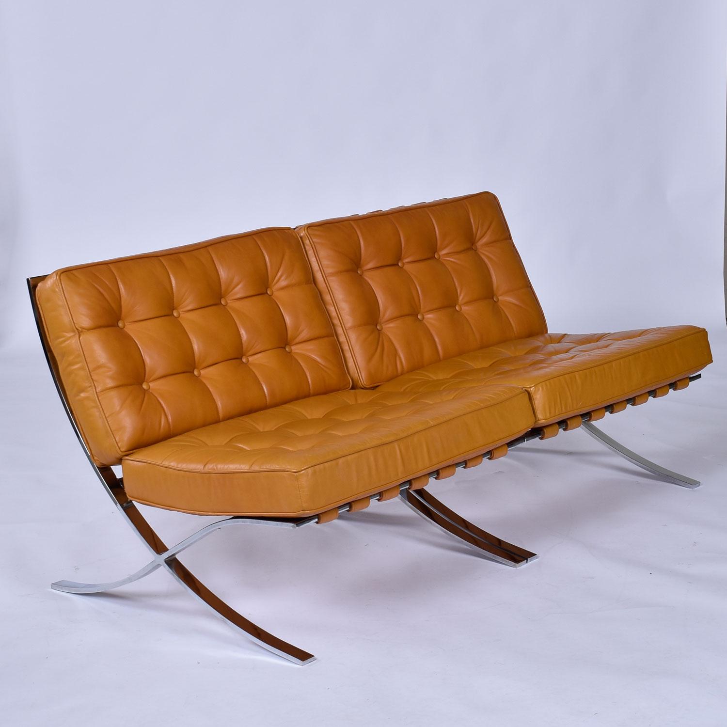 Paire de chaises Barcelona en cuir caramel et chrome en vente 4