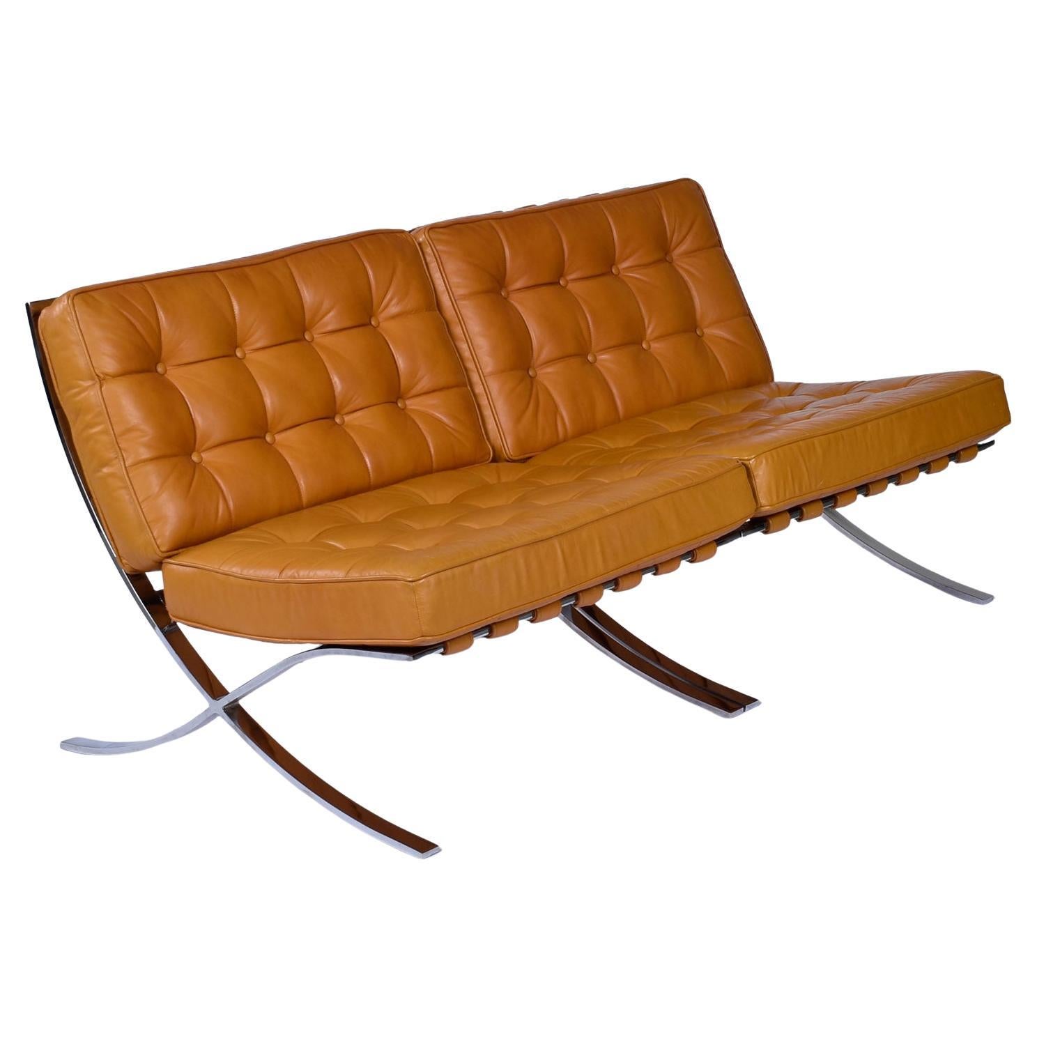 Paire de chaises Barcelona en cuir caramel et chrome Bon état - En vente à Chattanooga, TN