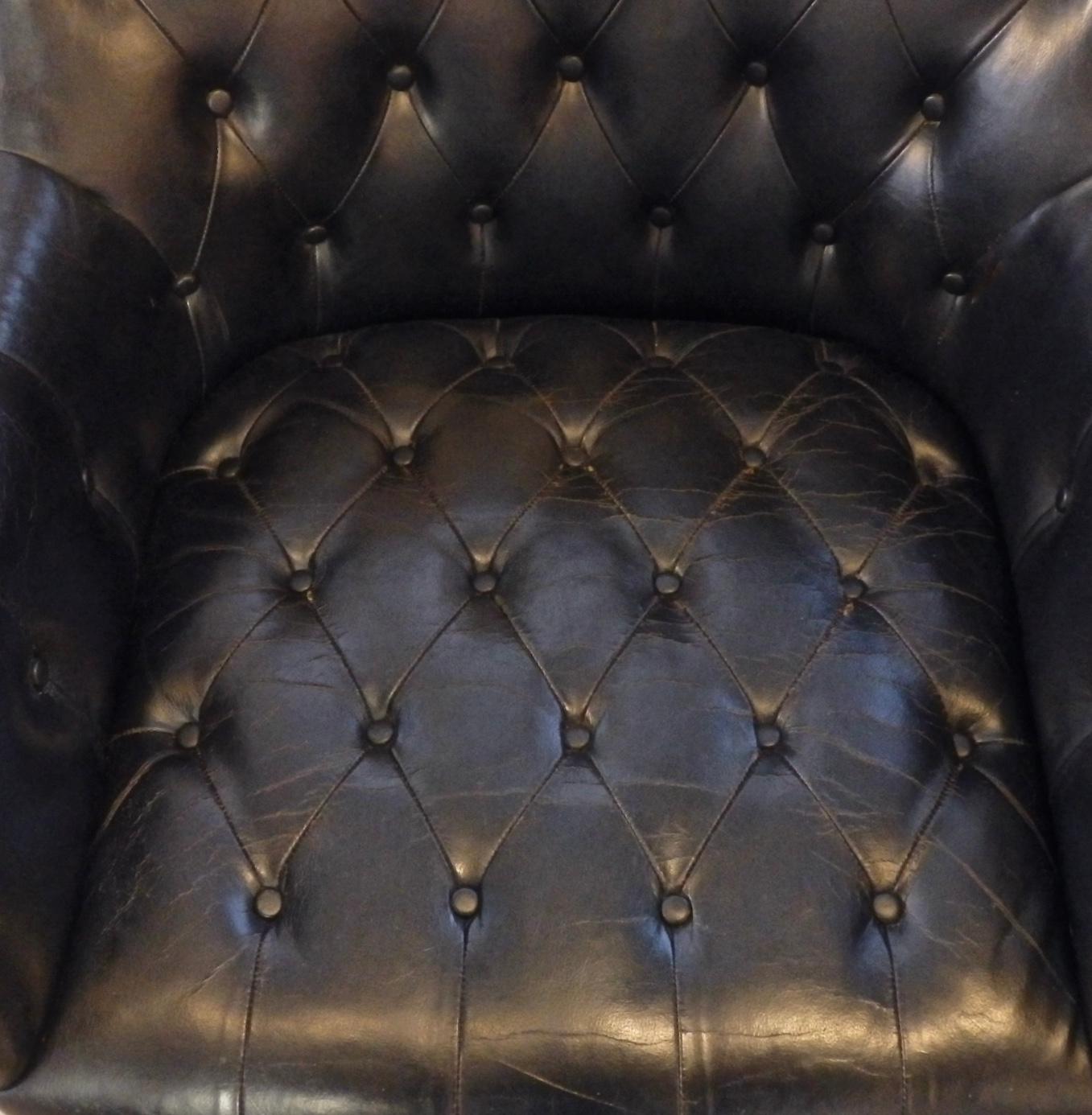 Pair of button Tufted Black Leather Occasional Chairs 1