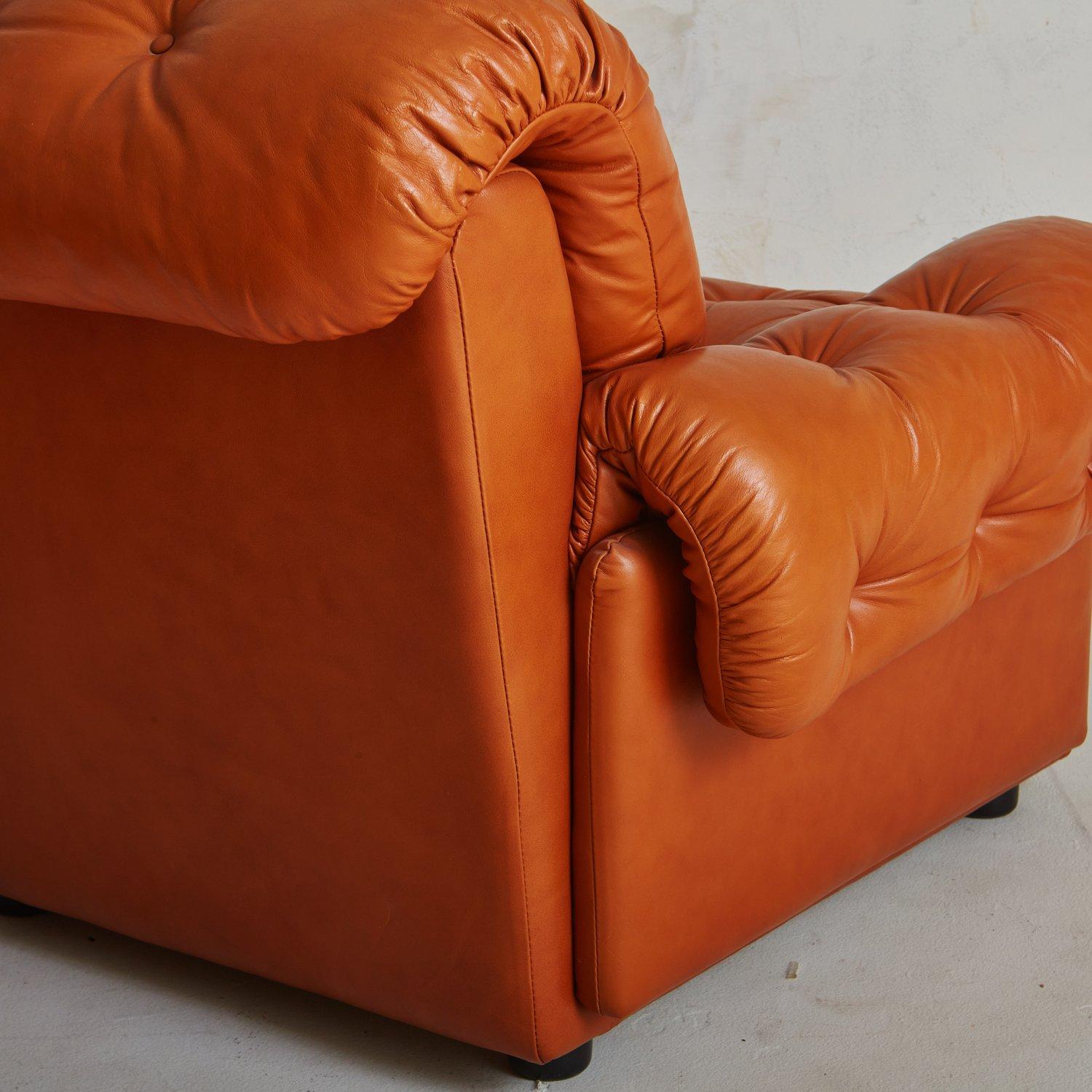 Pair of Button Tufted Cognac Leather Lounge Chairs, Italy, 1960s 4