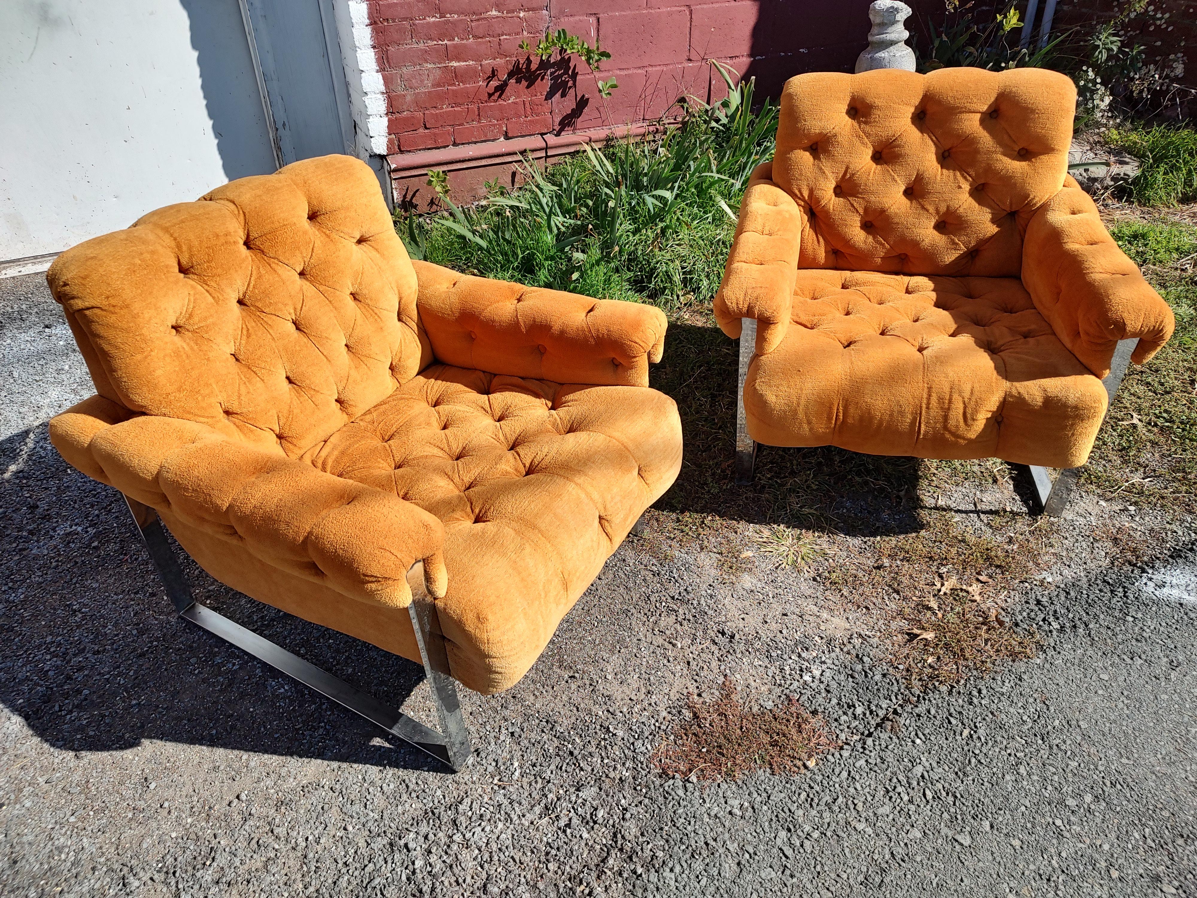 Pair of Button Tufted Lounge Chairs in Orange with Chrome Sled Bases For Sale 3