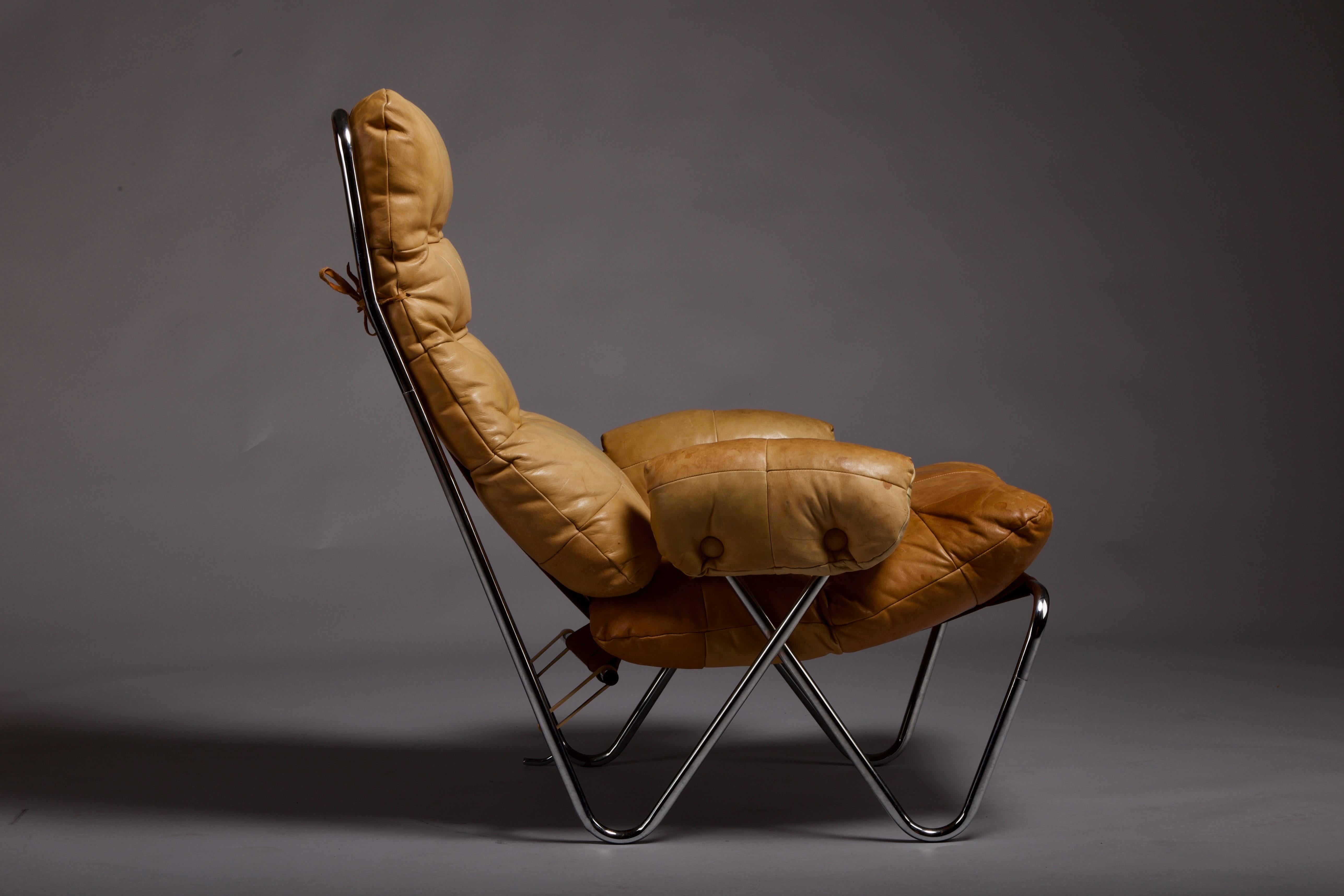 Pareja de sillones de salón escandinavos de cuero de c. 1960 en Bueno estado para la venta en Turku, Varsinais-Suomi
