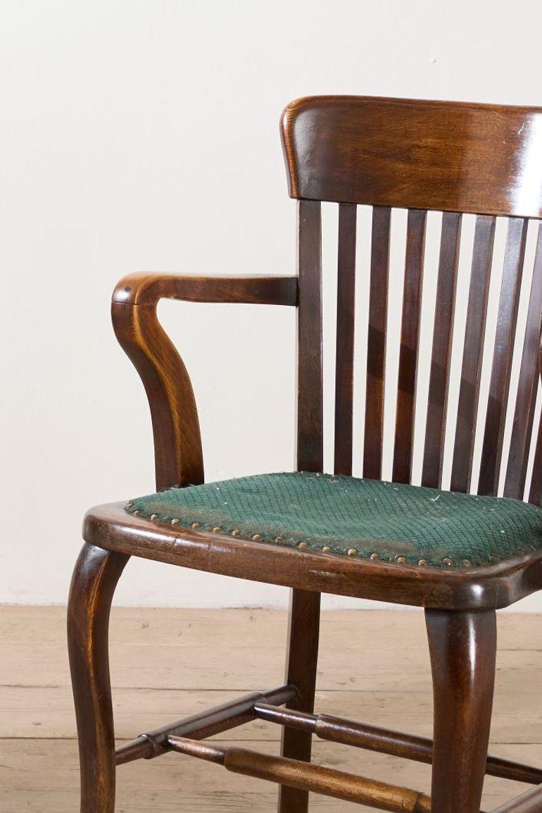 Pair of c.1920 oak desk chairs principios del siglo XX en venta