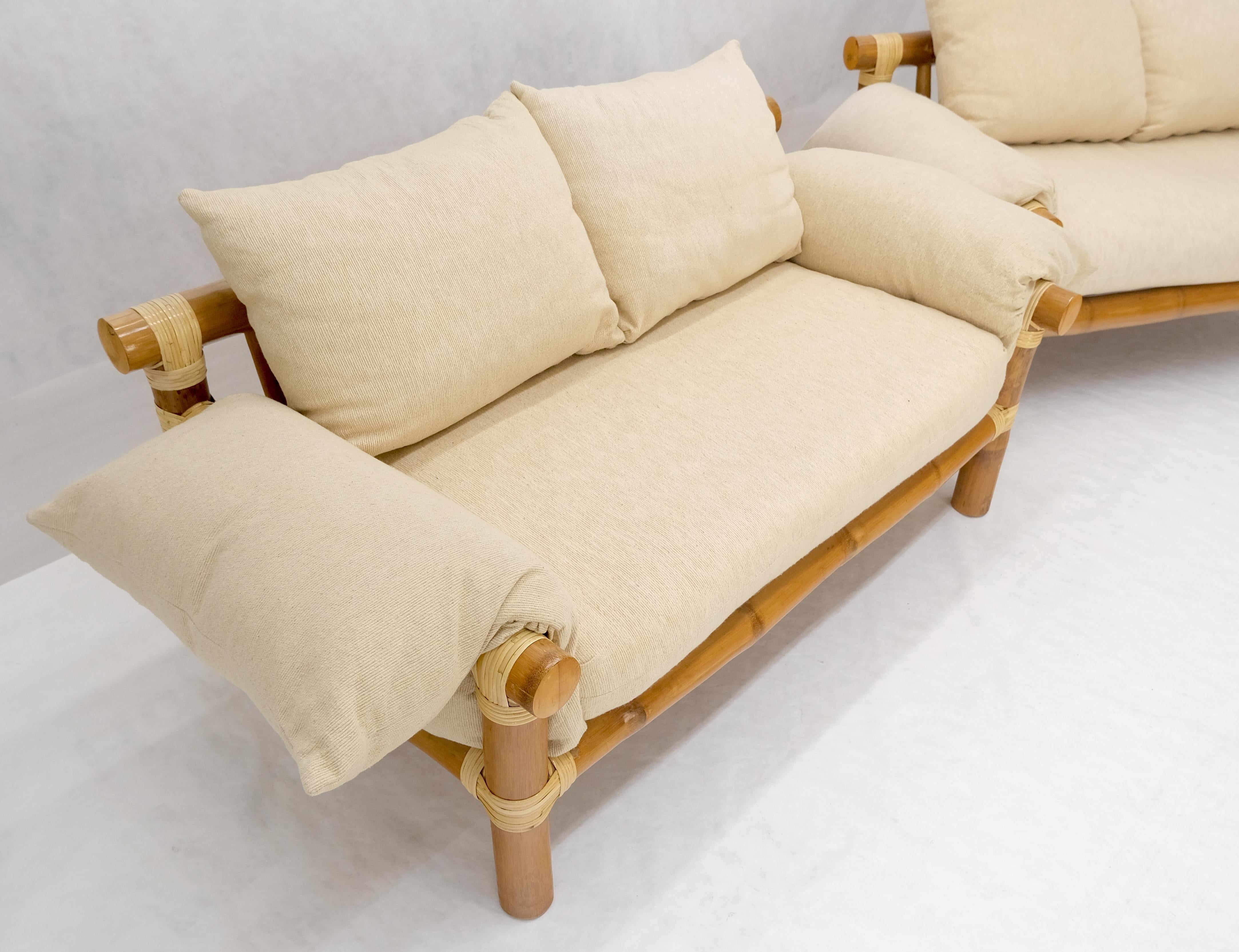 Paar c1970s Vintage Massive dicke Bambus Basen Loveseats MINT im Angebot 5