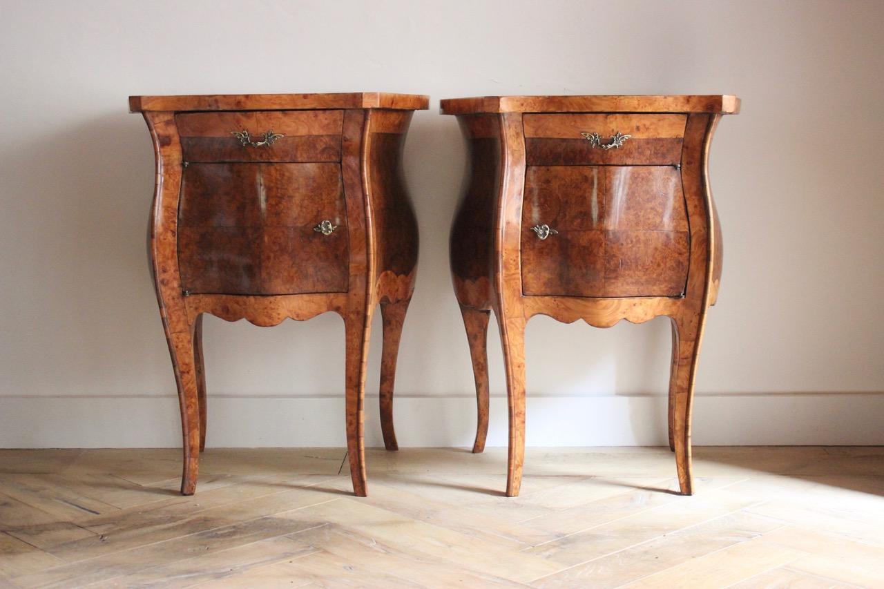 Pair of 19th Century Italian Bedside Tables or Commodes In Good Condition For Sale In Gloucestershire, GB
