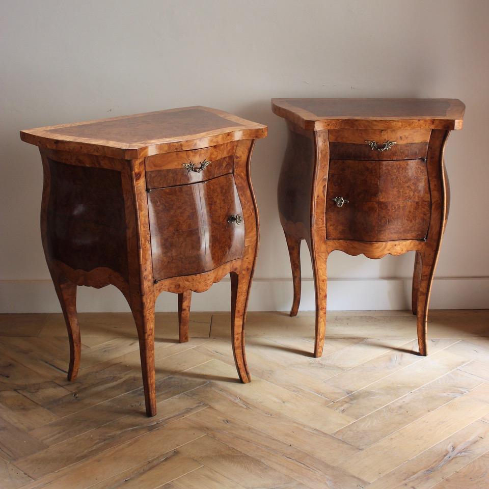 Pair of 19th Century Italian Bedside Tables or Commodes For Sale 5