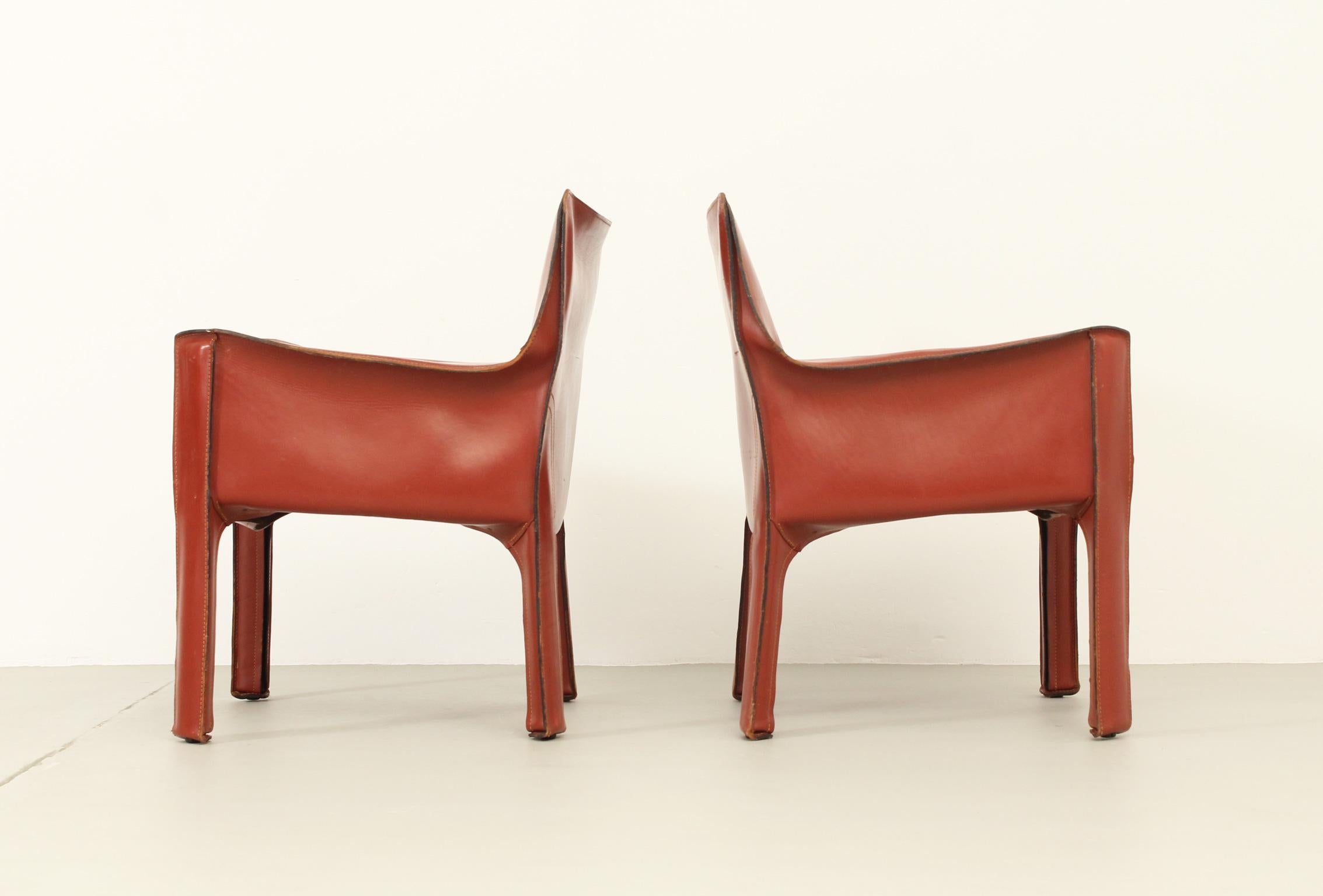 Pair of Cab 414 Armchairs by Mario Bellini for Cassina 3