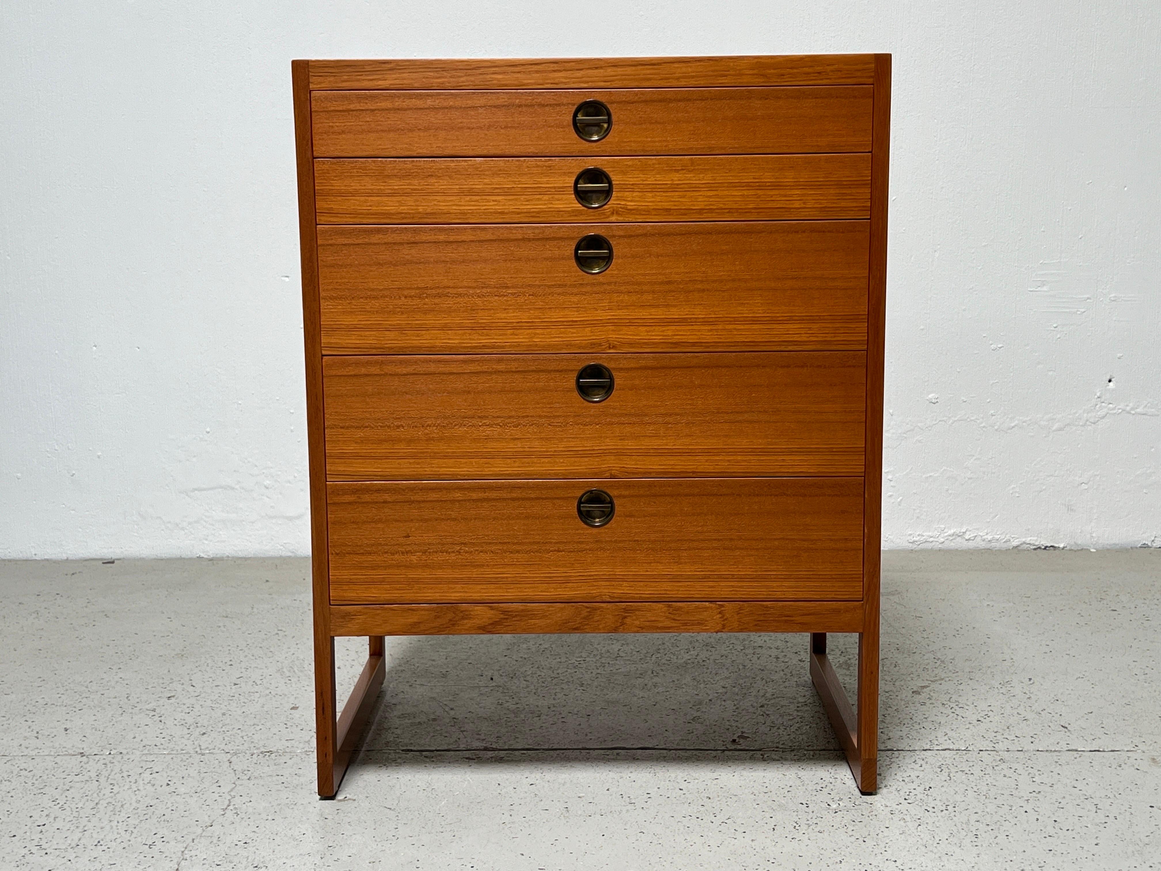 Pair of Cabinets by Børge Mogensen For Sale 7