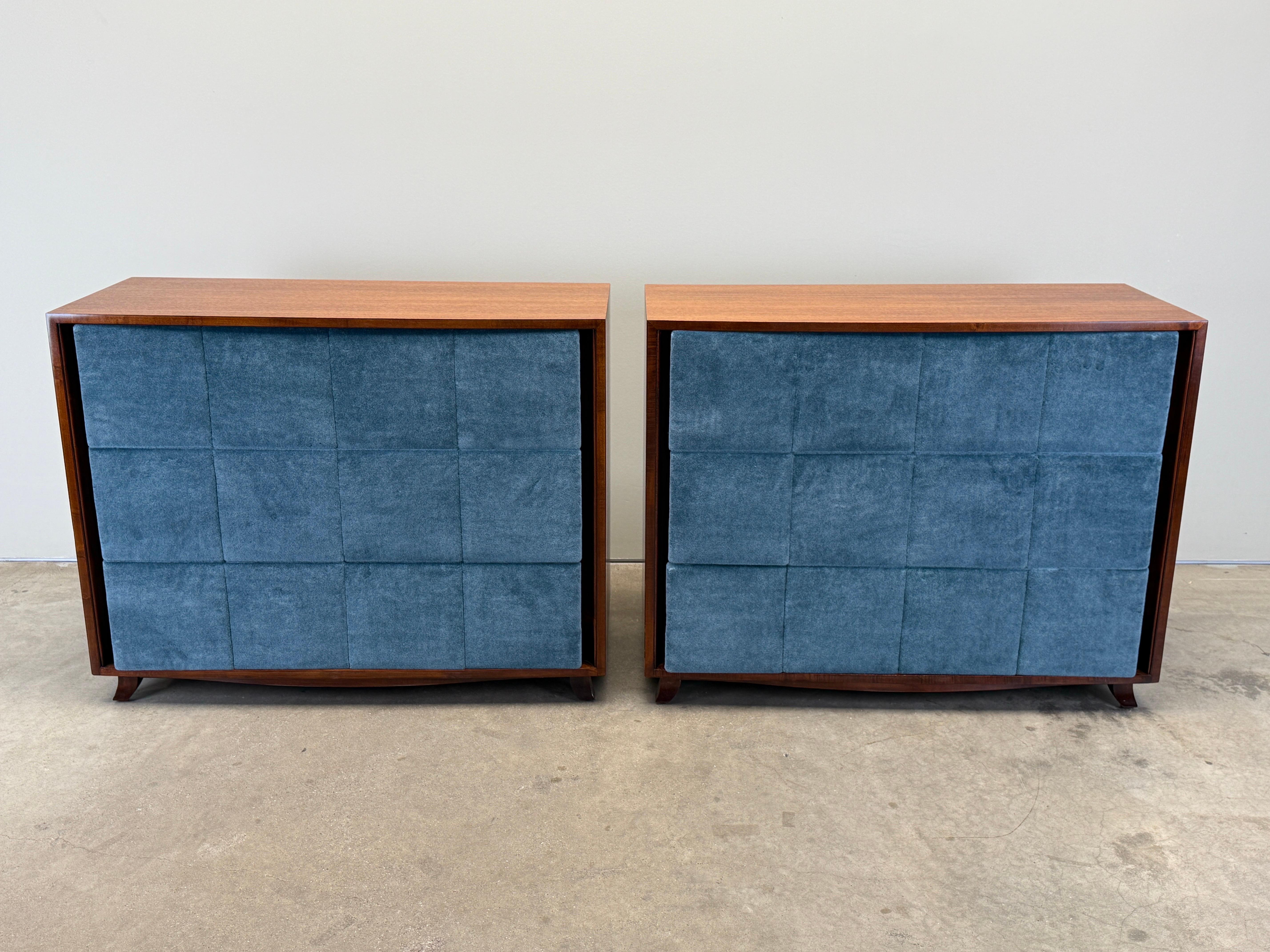 Paire d'armoires par Gilbert Rohde pour Herman Miller Bon état - En vente à Dallas, TX