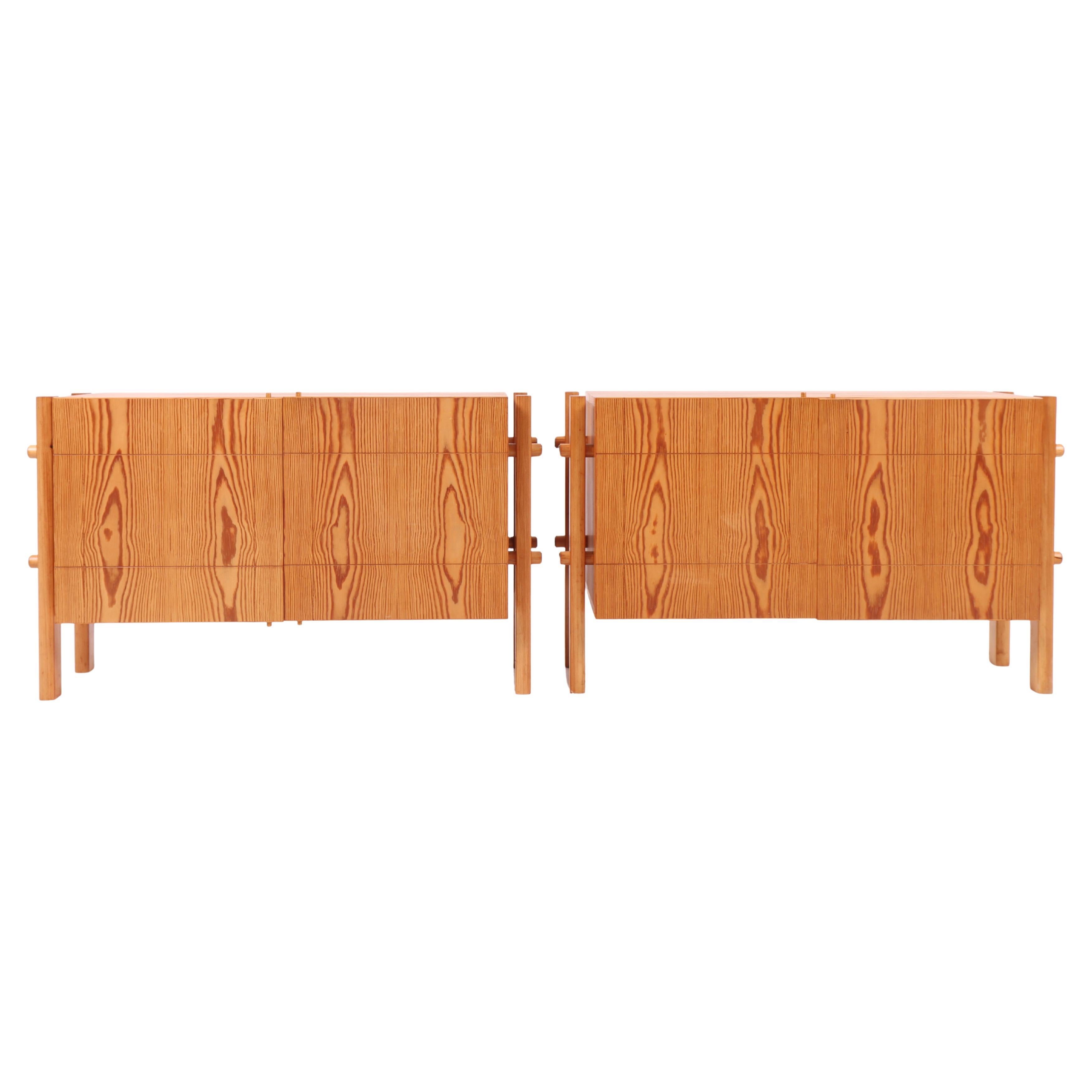 Pair of Cabinets in Pine By Hundevad, Made in Denmark, 1960s im Angebot