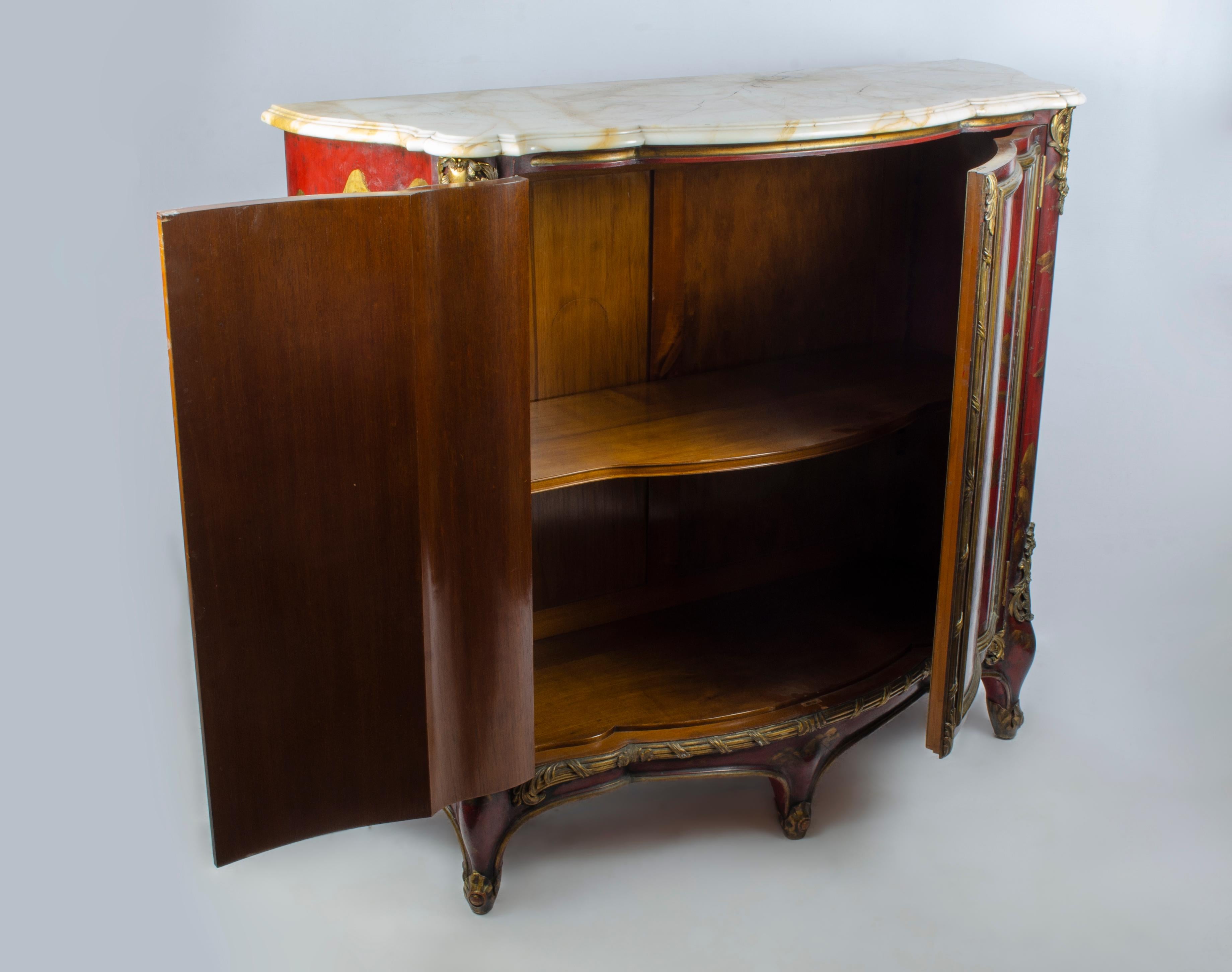 French Pair of Cabinets with Chinoiserie Design by Maison Jansen For Sale