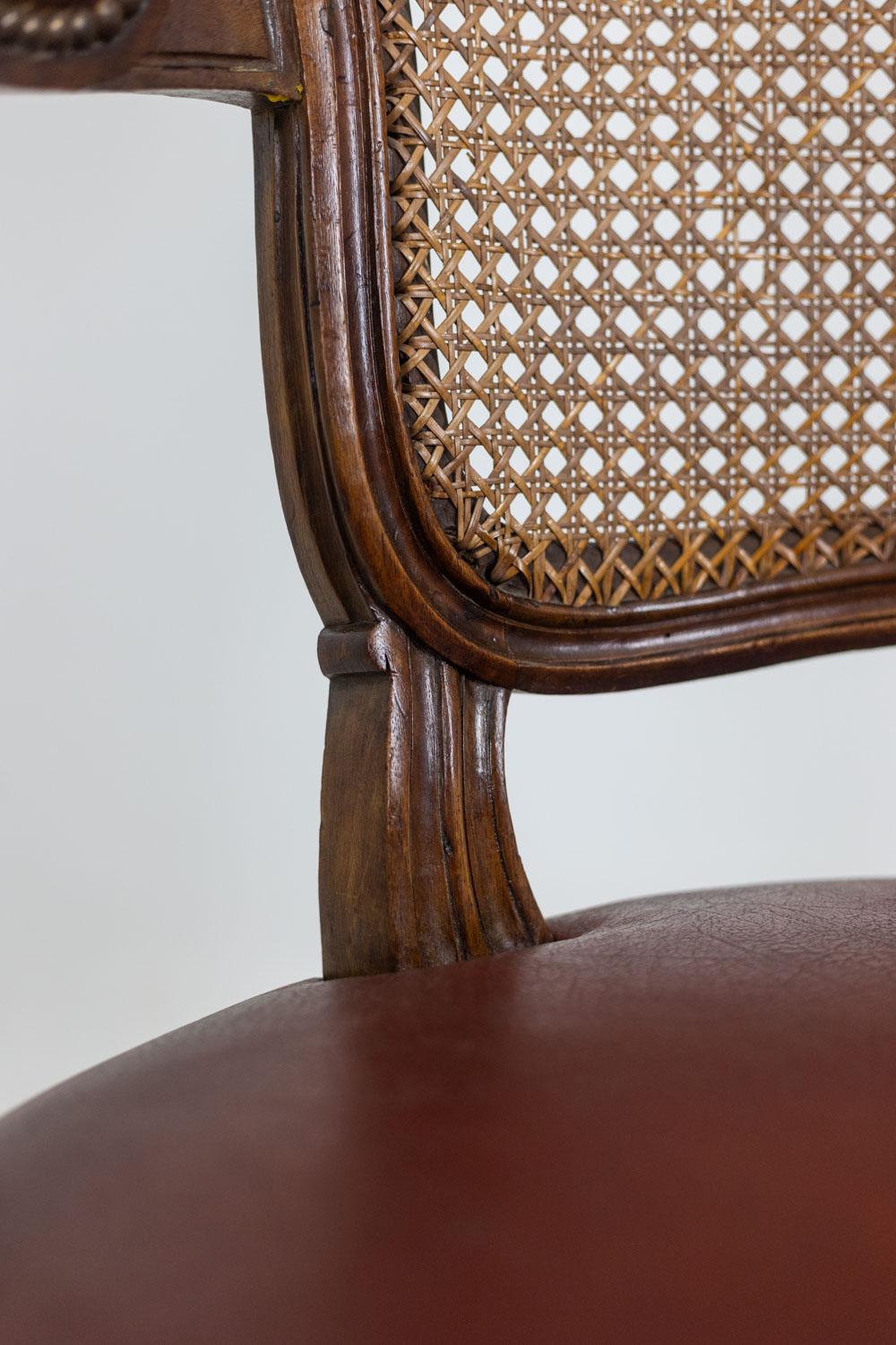 Pair of “cabriolet” armchairs in walnut and canework. Louis XV period. LS5209325 For Sale 2