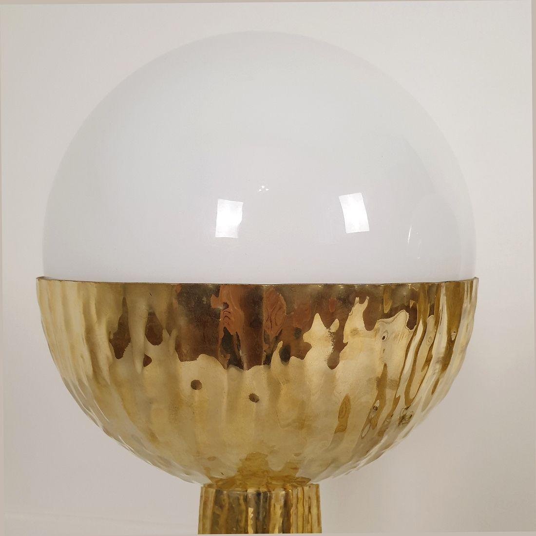 Pair of cactus brass lamps, Italy 2000s In Excellent Condition For Sale In Dallas, TX