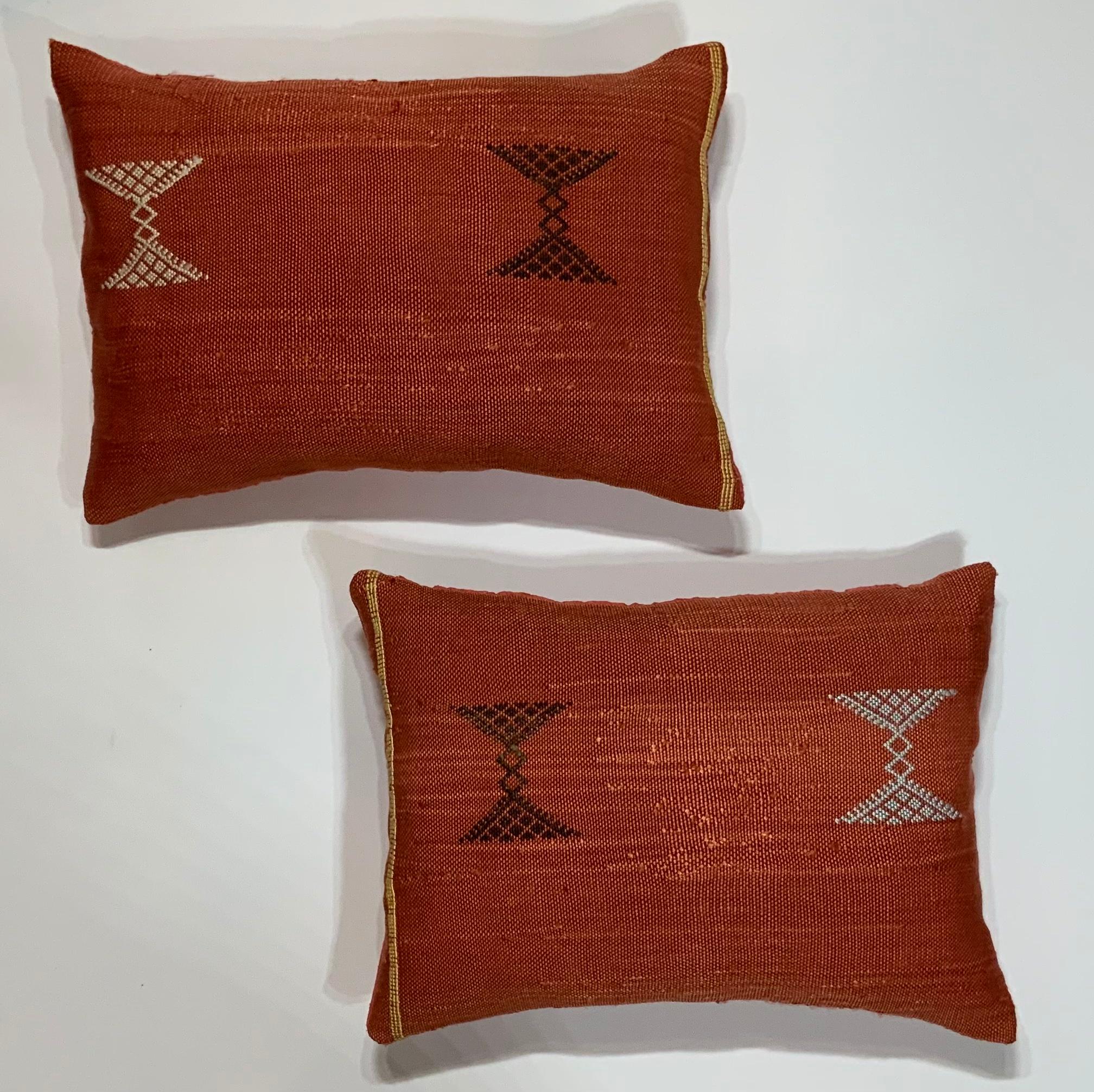 Pair of Cactus Silk Red Pillow 1